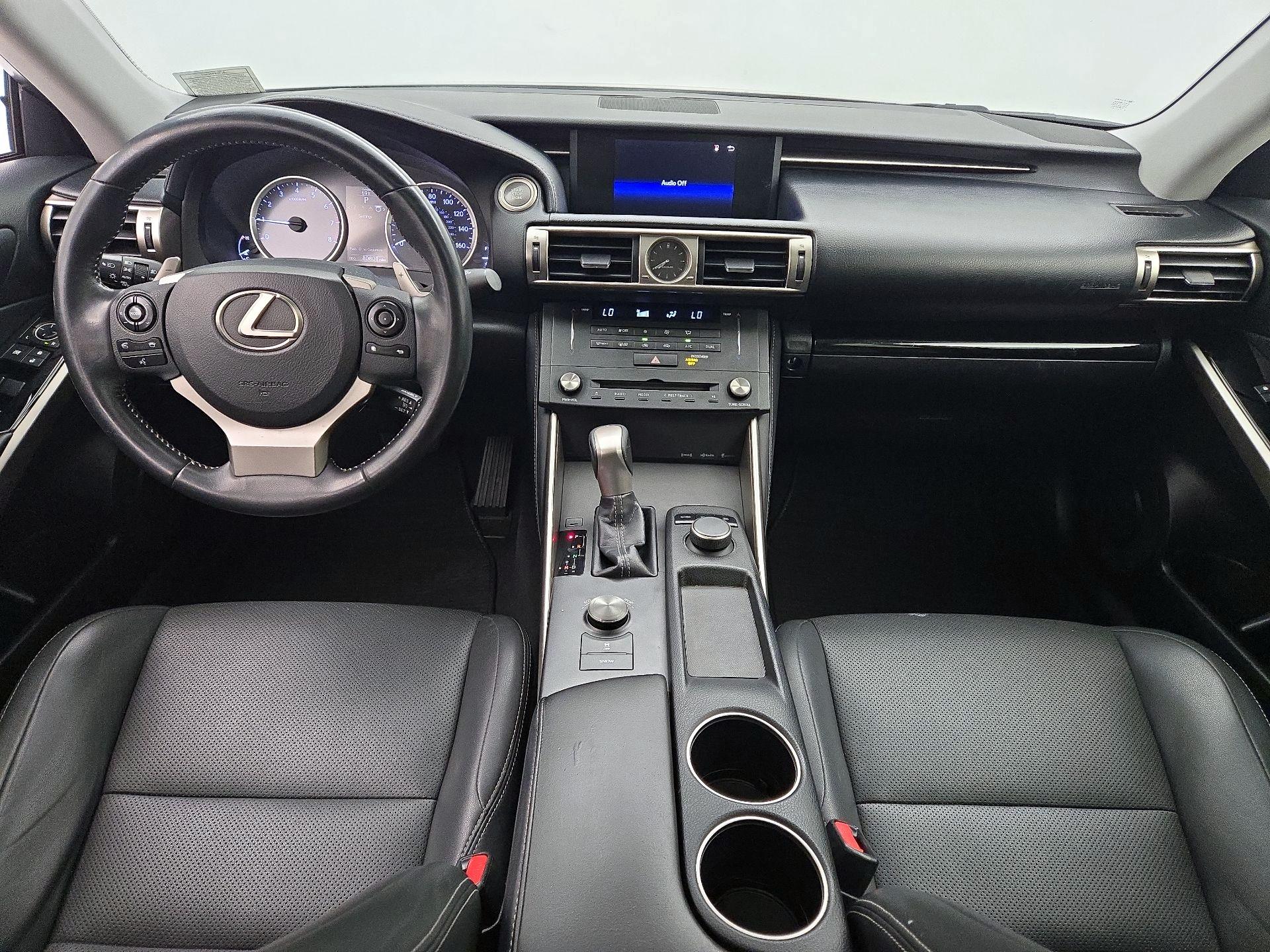 Thumbnail: 2015 Lexus IS - 9