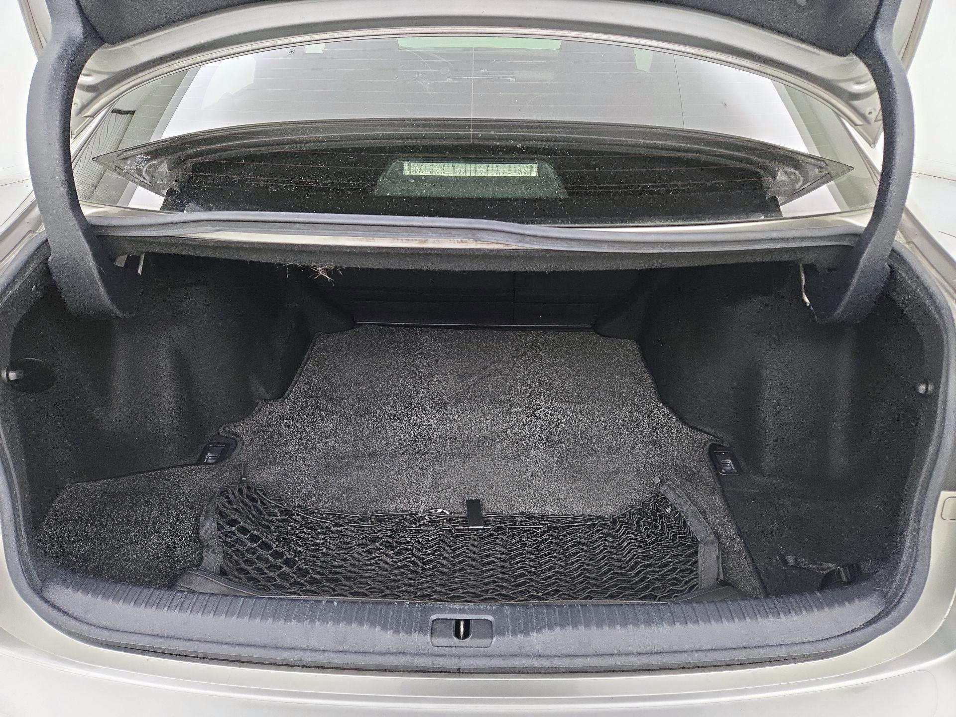 Thumbnail: 2015 Lexus IS - 19