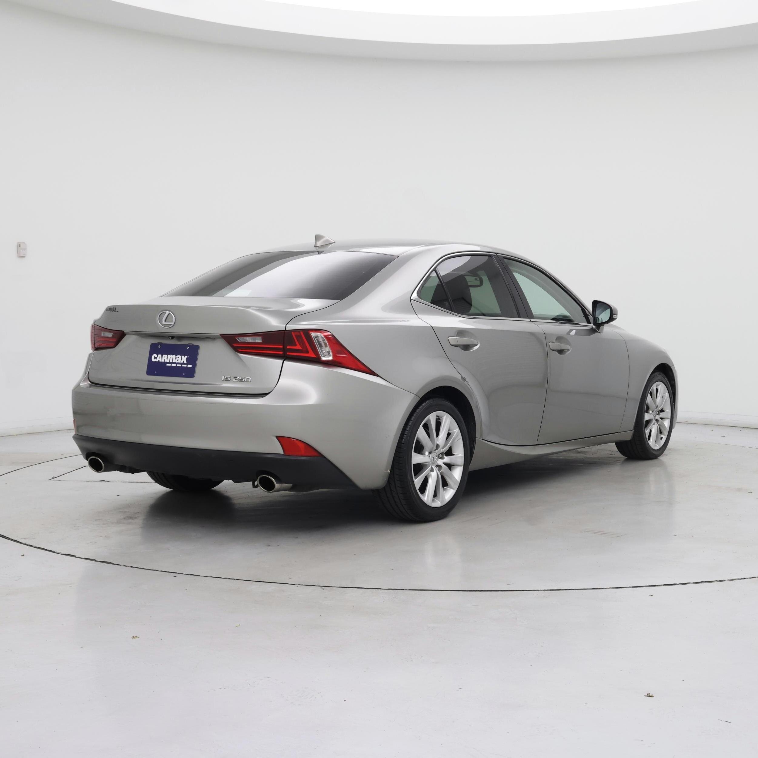 Thumbnail: 2015 Lexus IS - 8