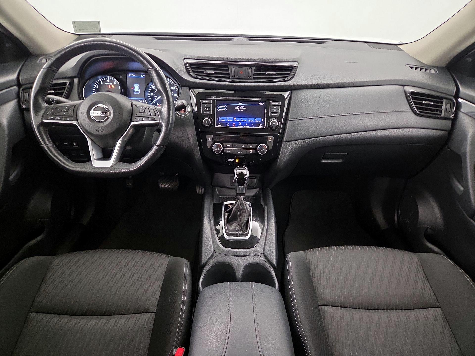 Thumbnail: 2018 Nissan Rogue - 9