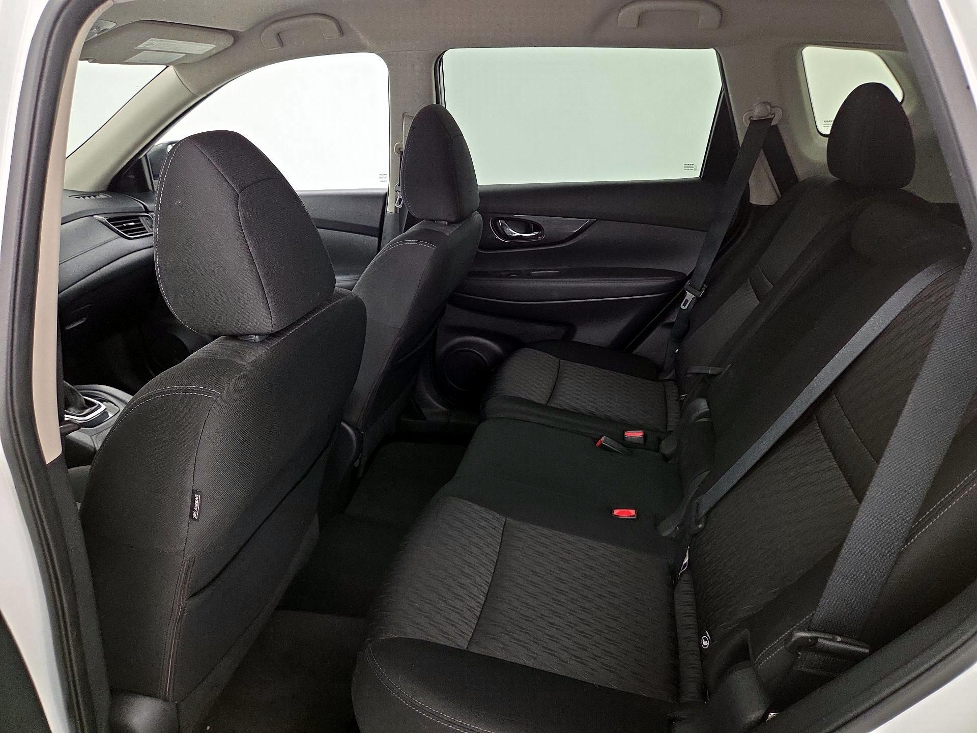 Thumbnail: 2018 Nissan Rogue - 19