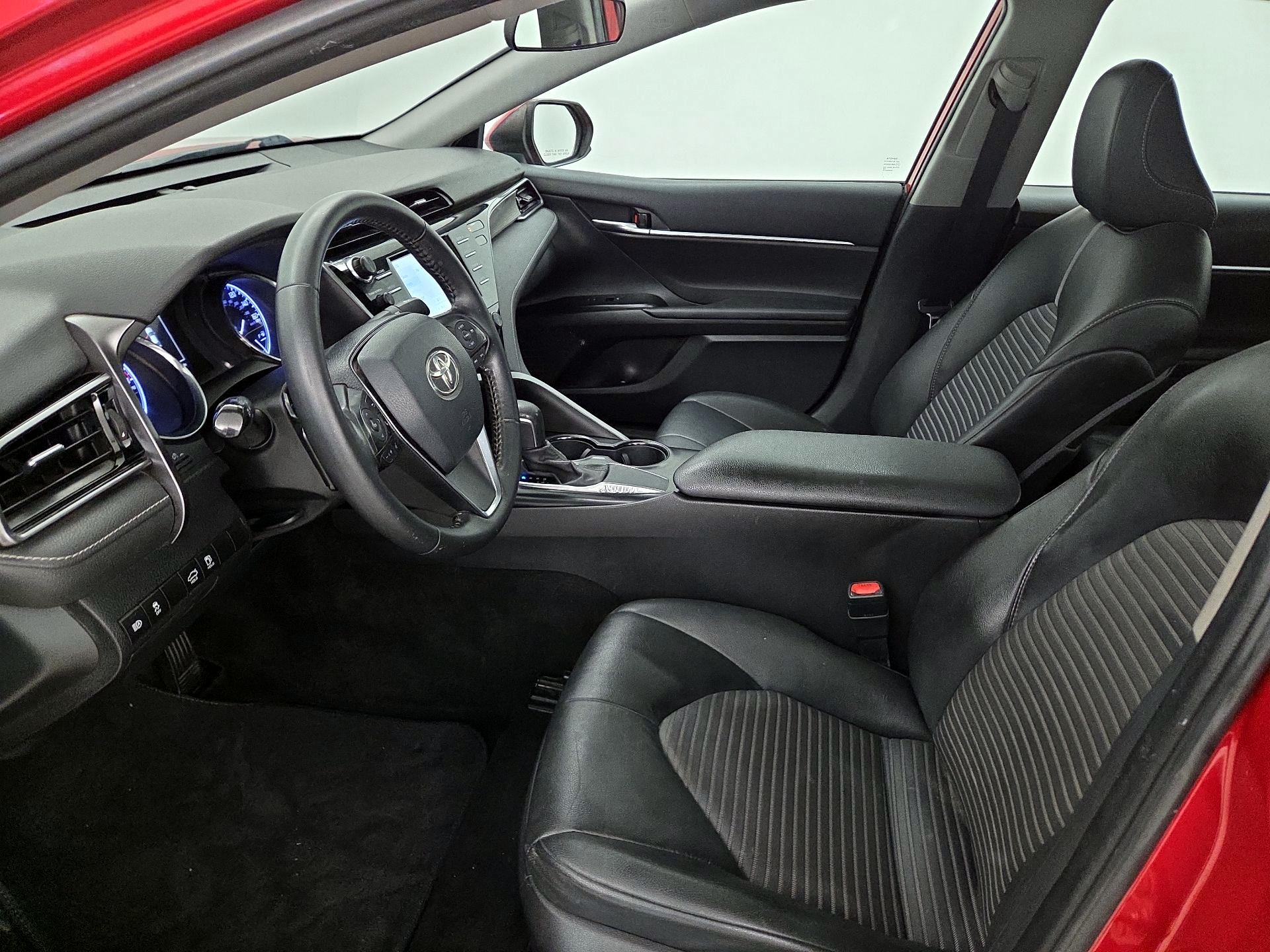 Thumbnail: 2020 Toyota Camry - 11