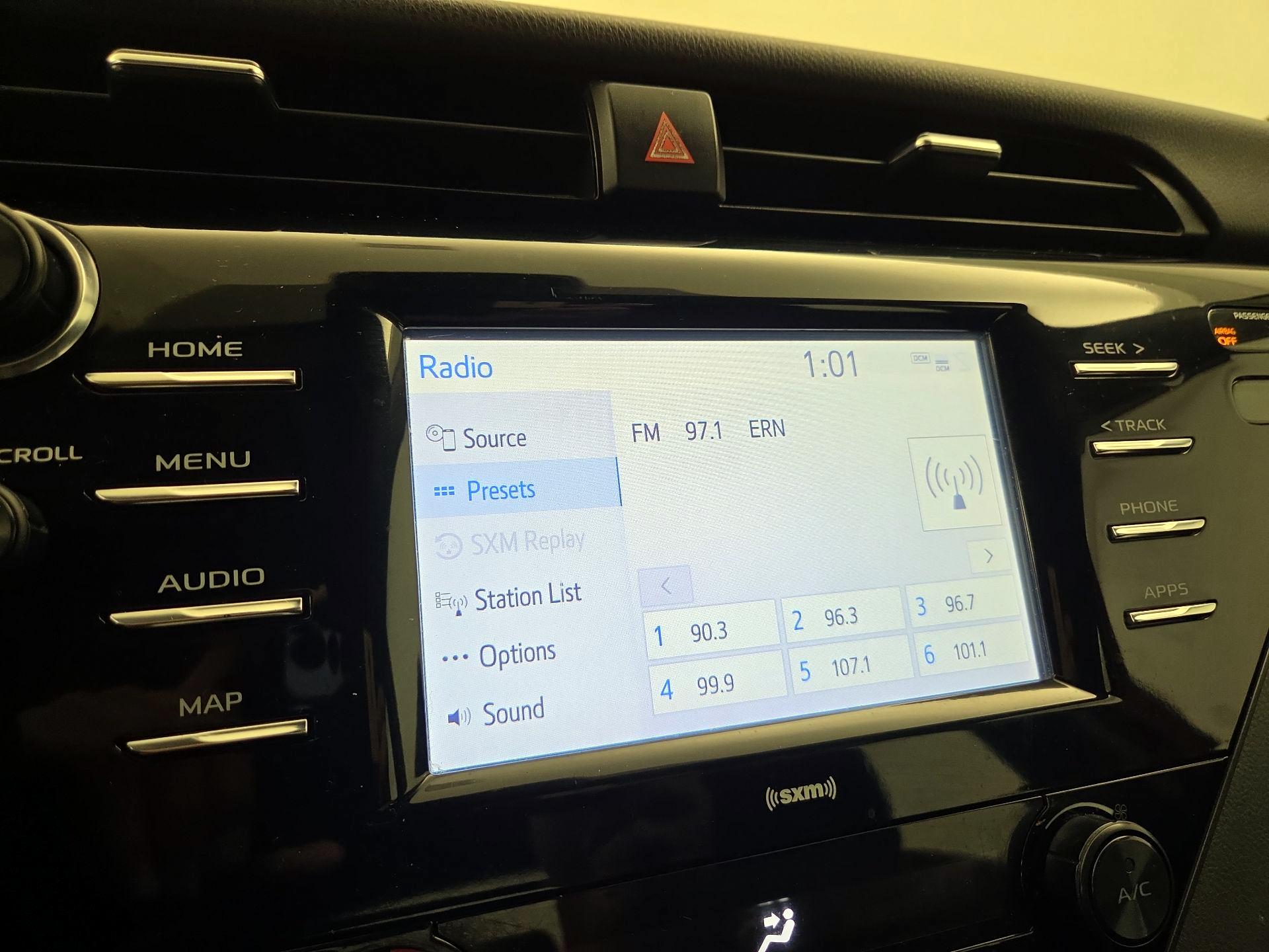 Thumbnail: 2020 Toyota Camry - 15