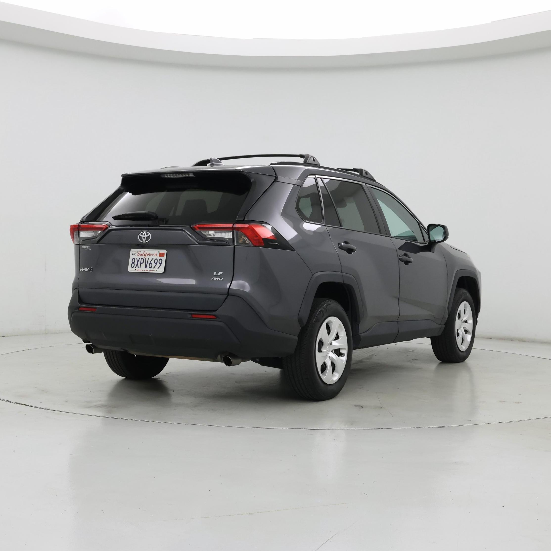 Thumbnail: 2021 Toyota RAV4 - 8