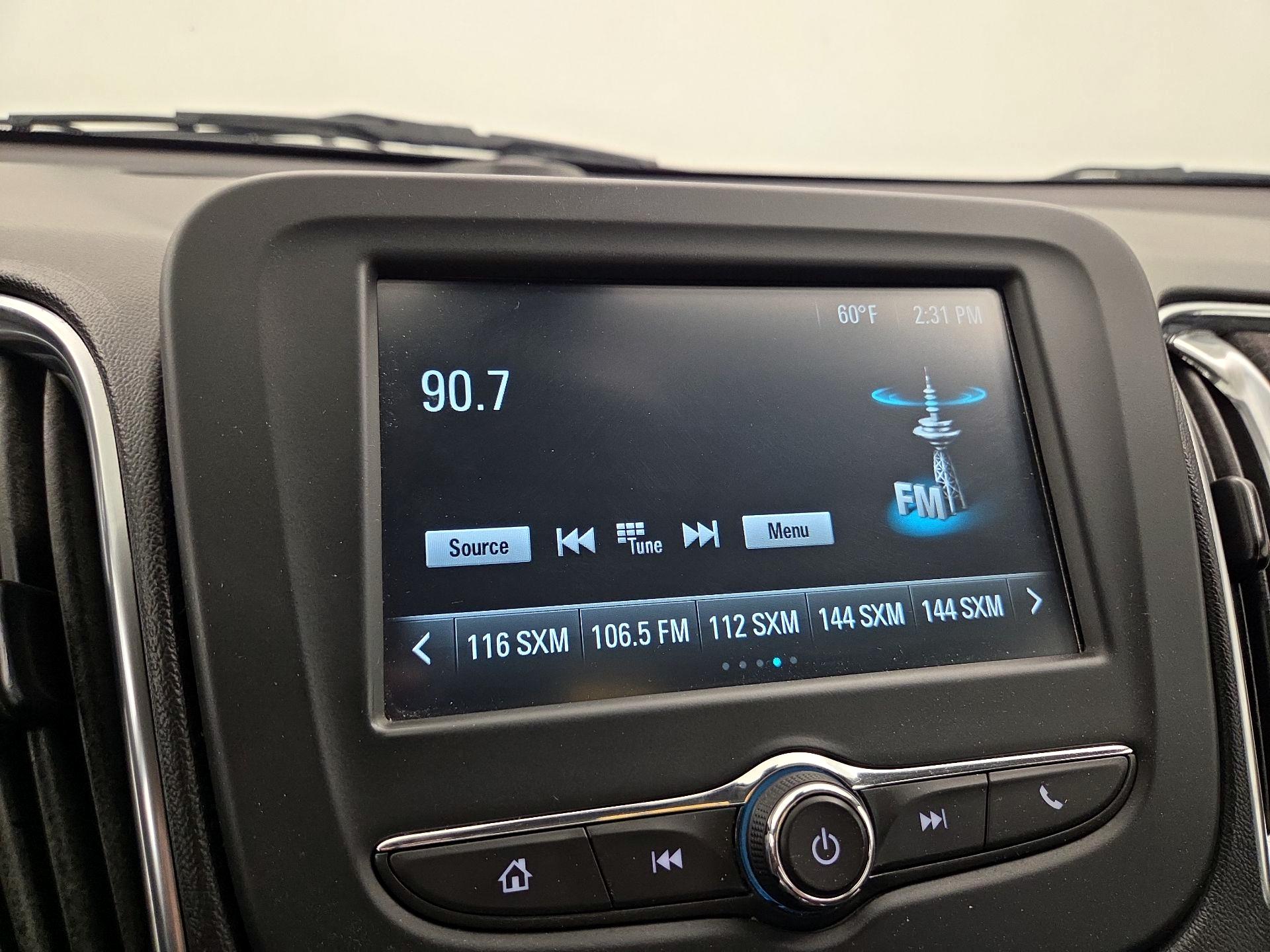 Thumbnail: 2018 Chevrolet Malibu - 15