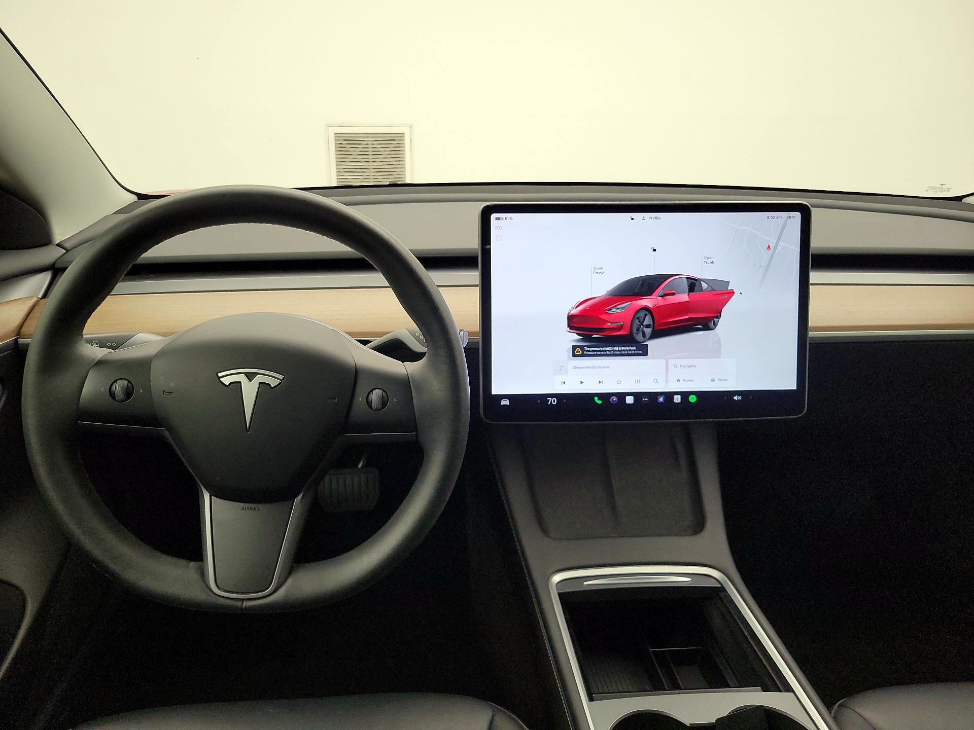 Thumbnail: 2023 Tesla Model 3 - 10