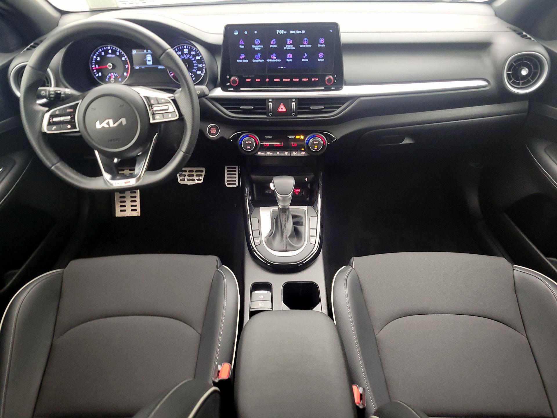 Thumbnail: 2023 Kia Forte - 9