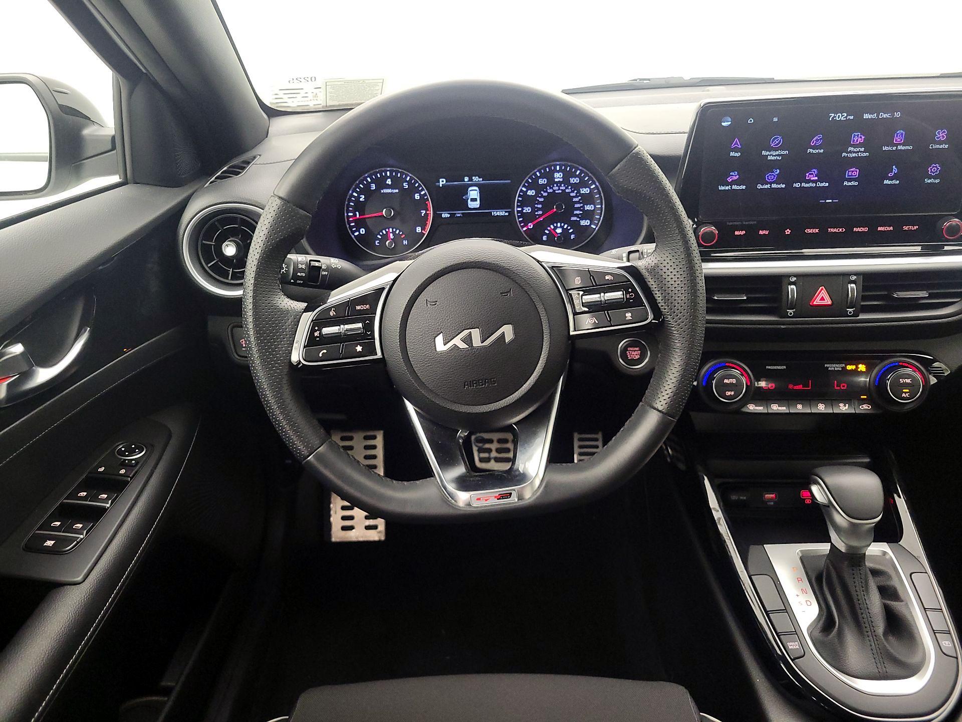 Thumbnail: 2023 Kia Forte - 10