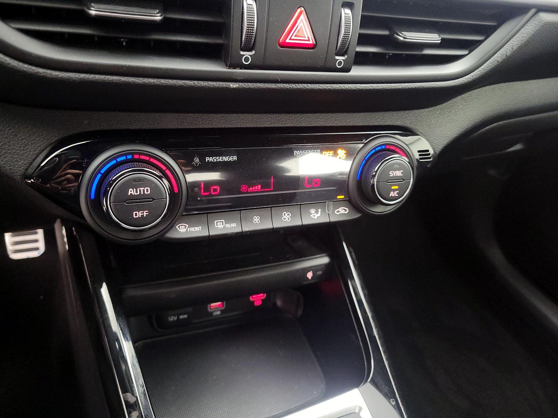 Thumbnail: 2023 Kia Forte - 16