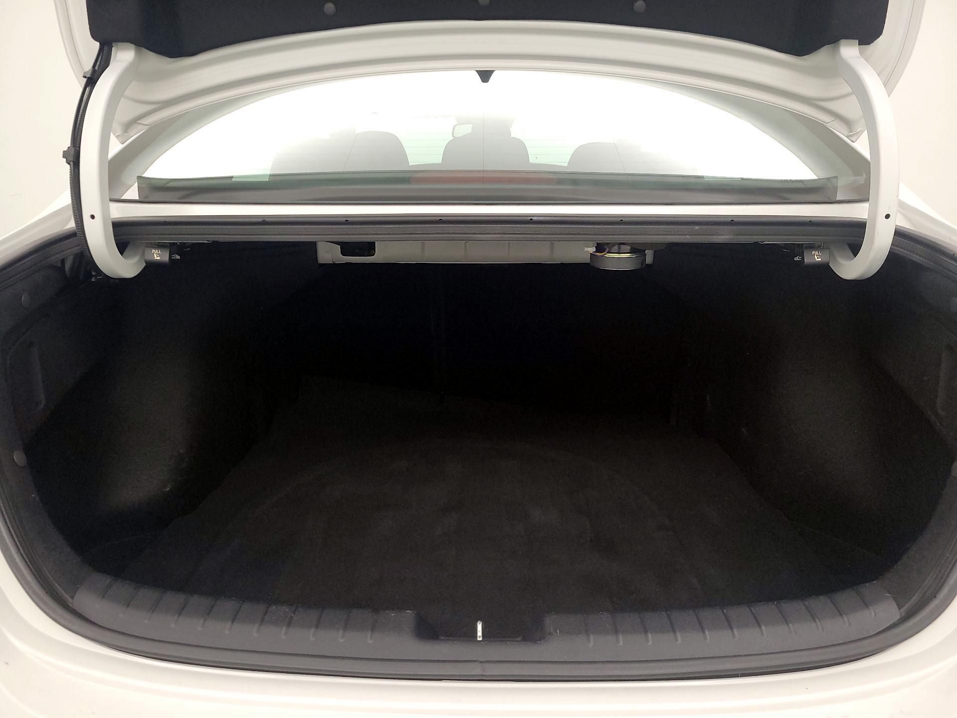 Thumbnail: 2023 Kia Forte - 20