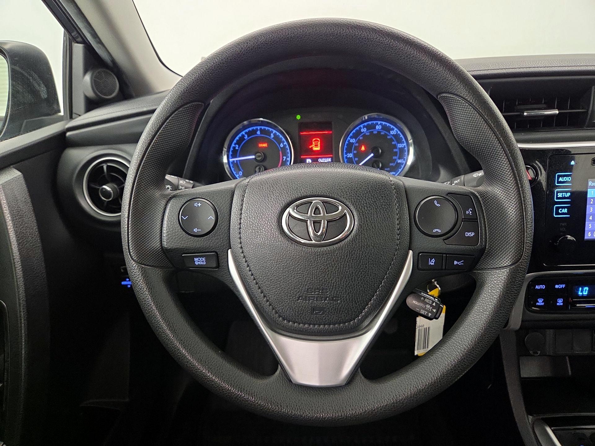 Thumbnail: 2019 Toyota Corolla - 10