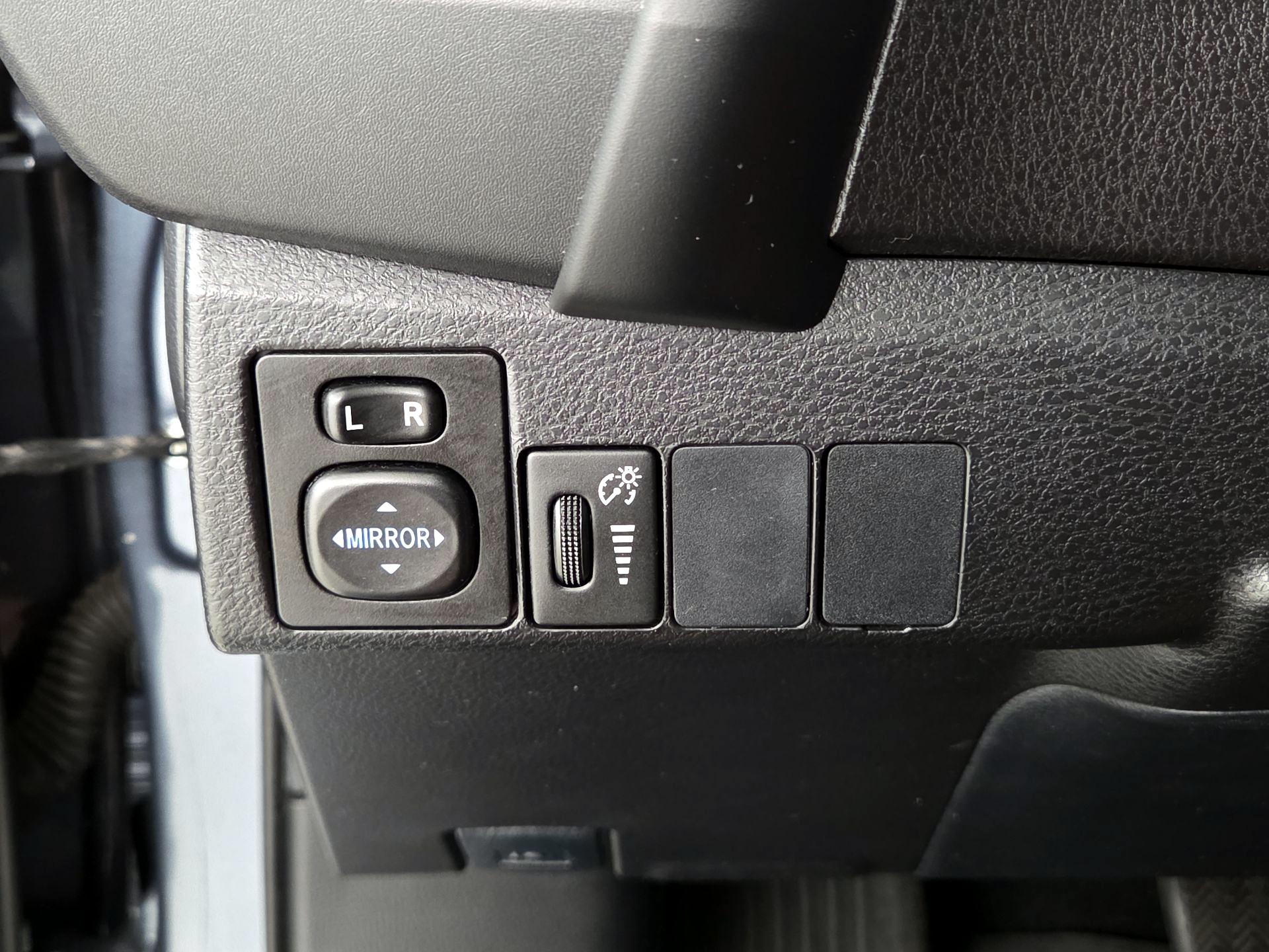 Thumbnail: 2019 Toyota Corolla - 13