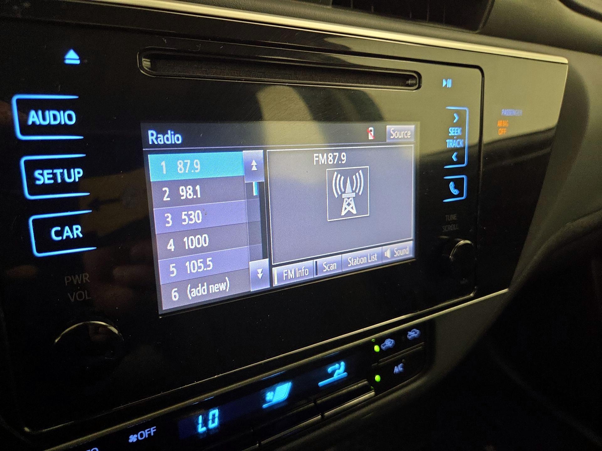 Thumbnail: 2019 Toyota Corolla - 15