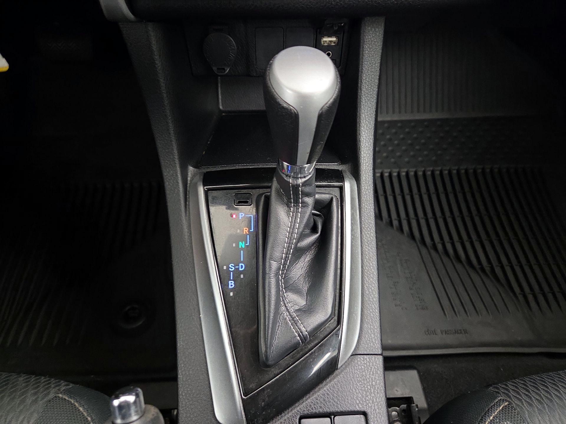 Thumbnail: 2019 Toyota Corolla - 17