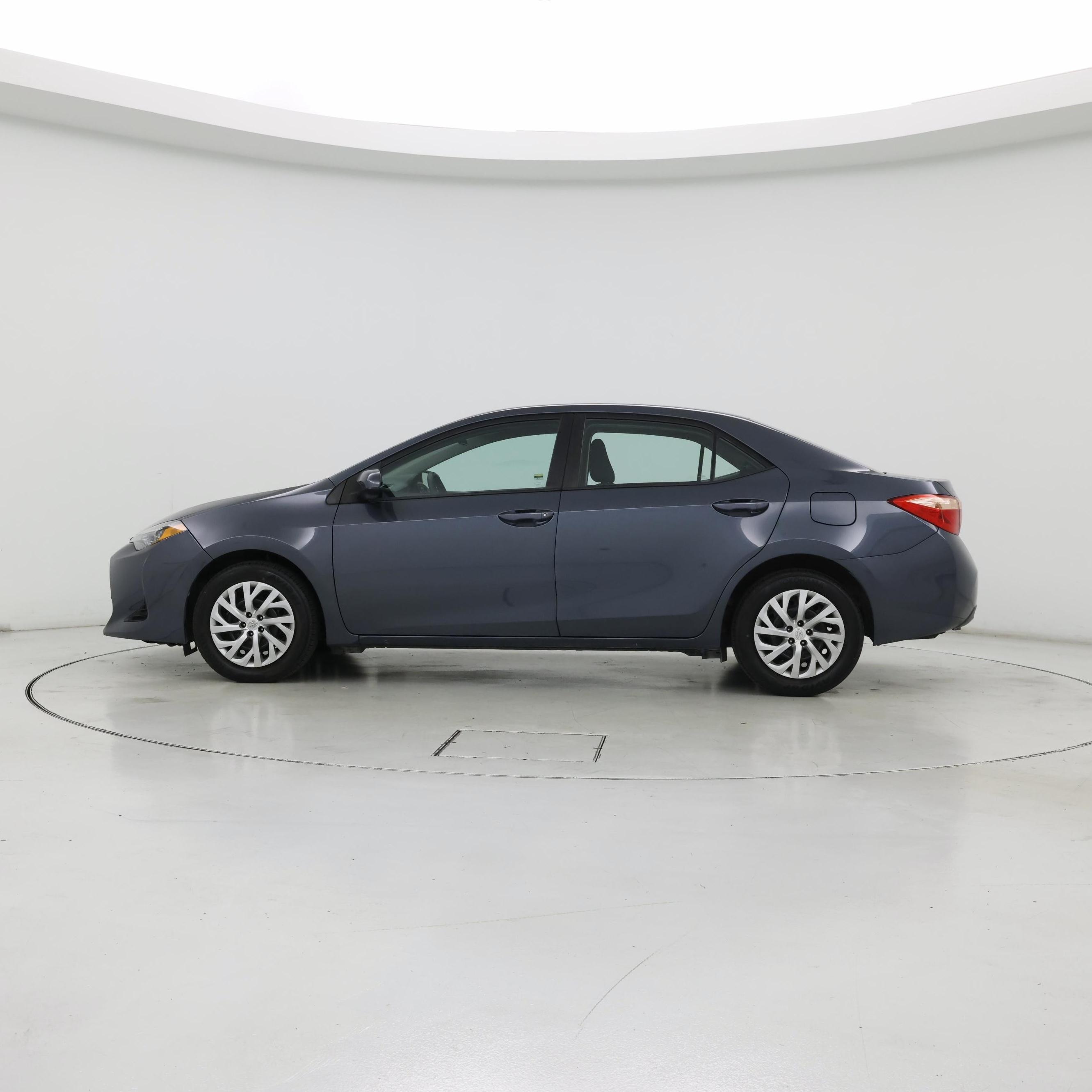 Thumbnail: 2019 Toyota Corolla - 3