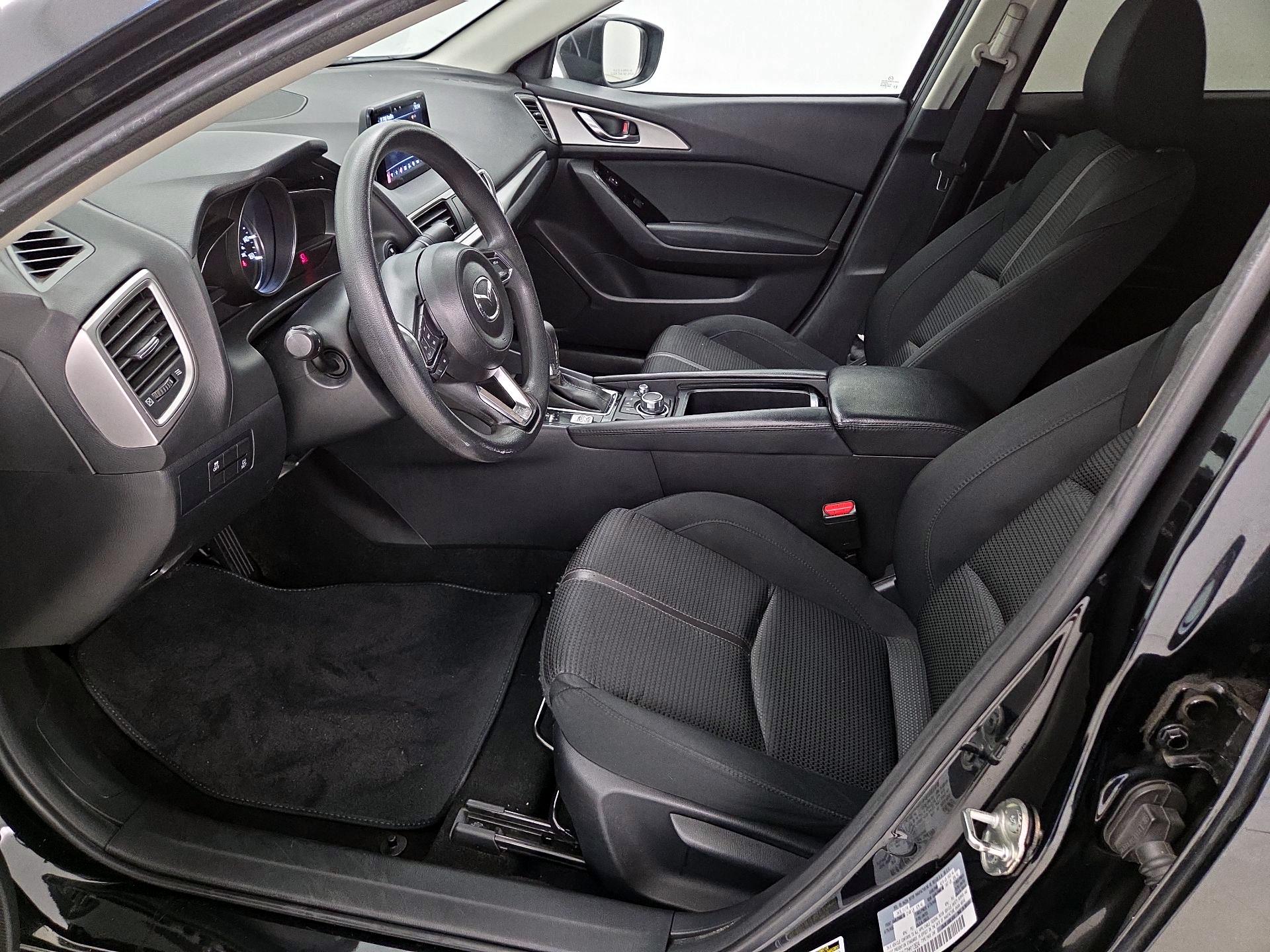 Thumbnail: 2017 Mazda Mazda3 - 11