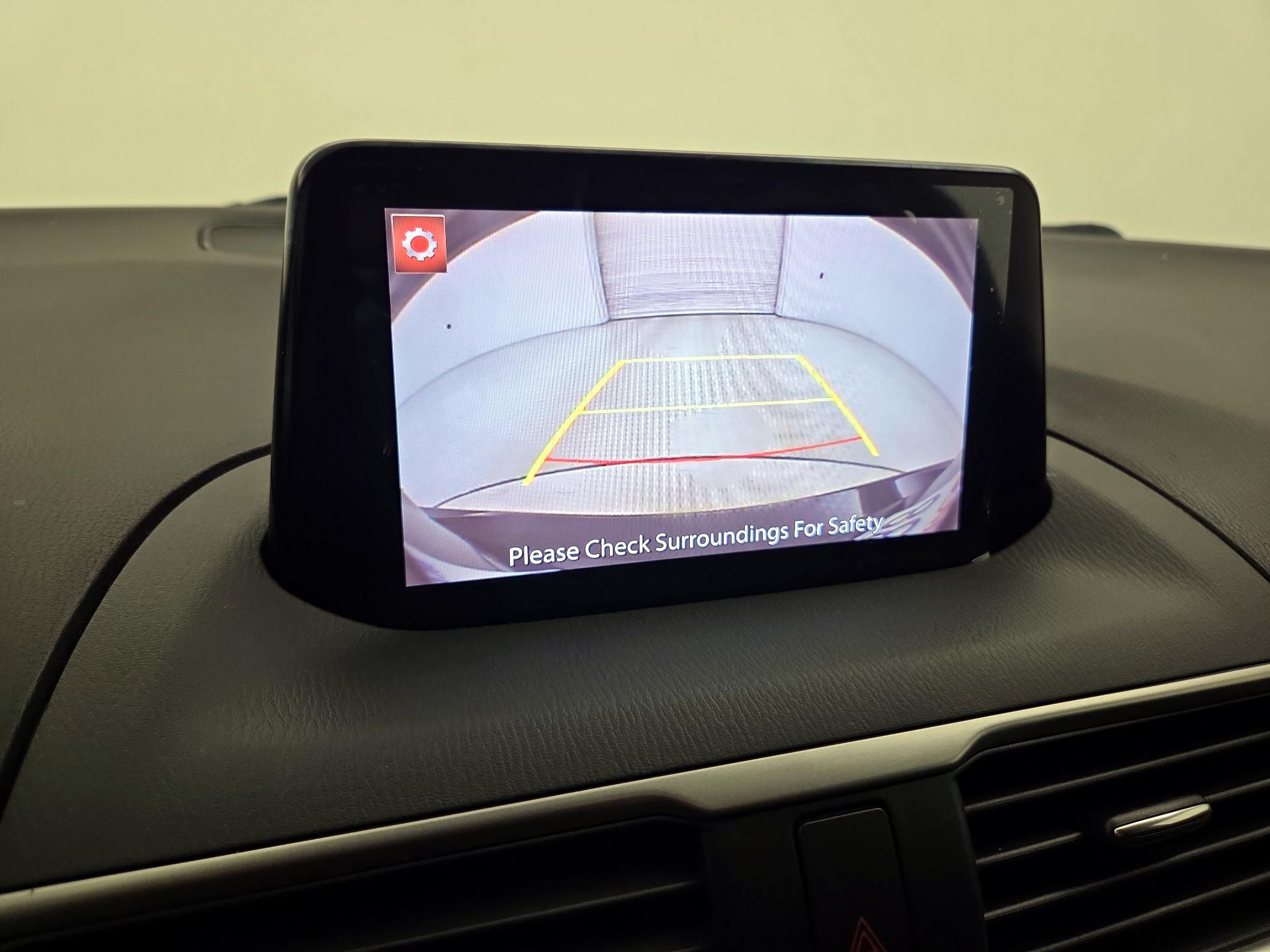 Thumbnail: 2017 Mazda Mazda3 - 14