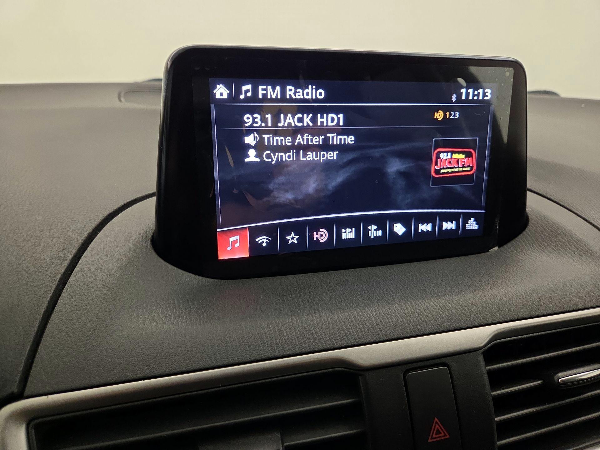 Thumbnail: 2017 Mazda Mazda3 - 15