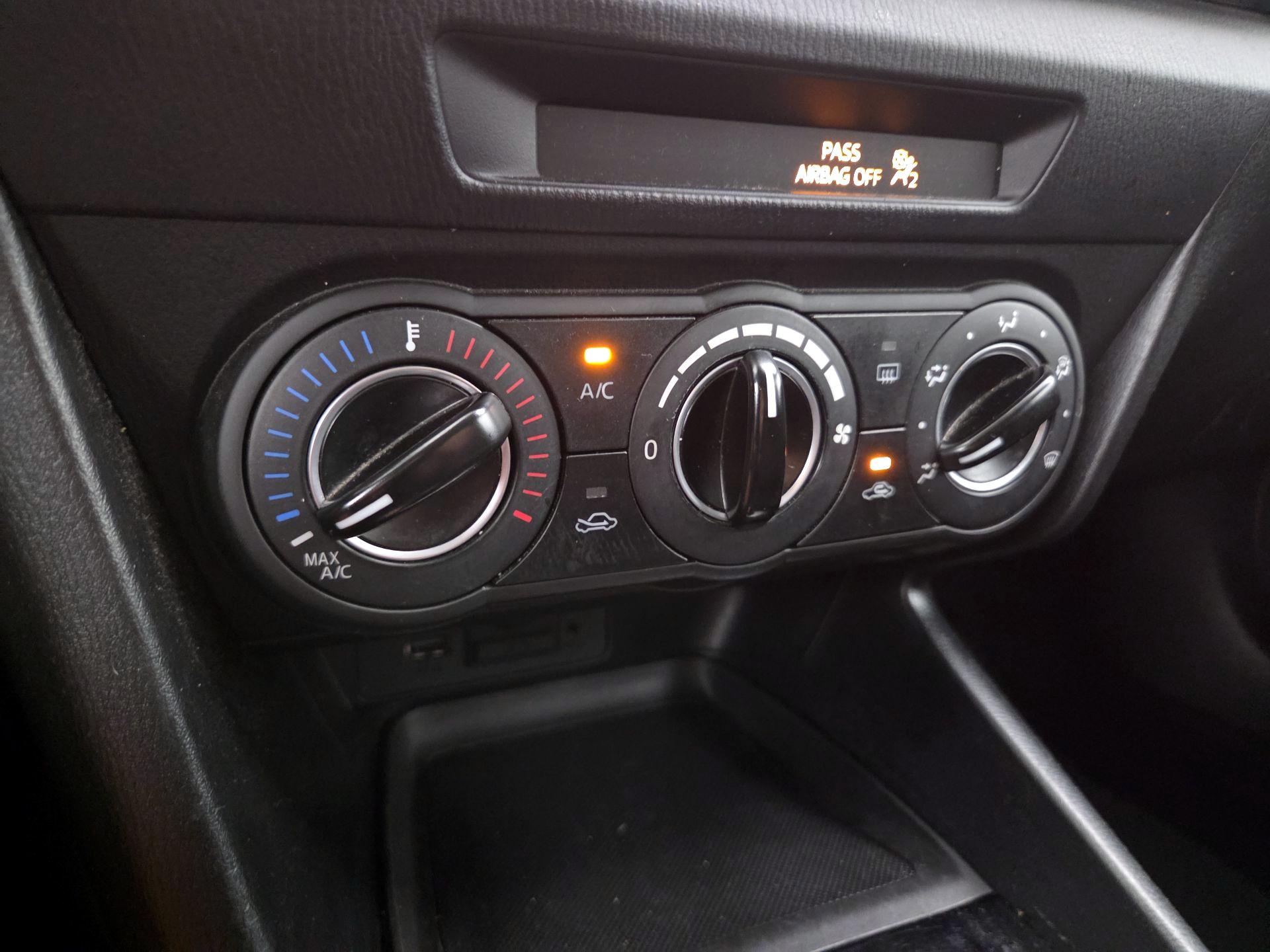 Thumbnail: 2017 Mazda Mazda3 - 16