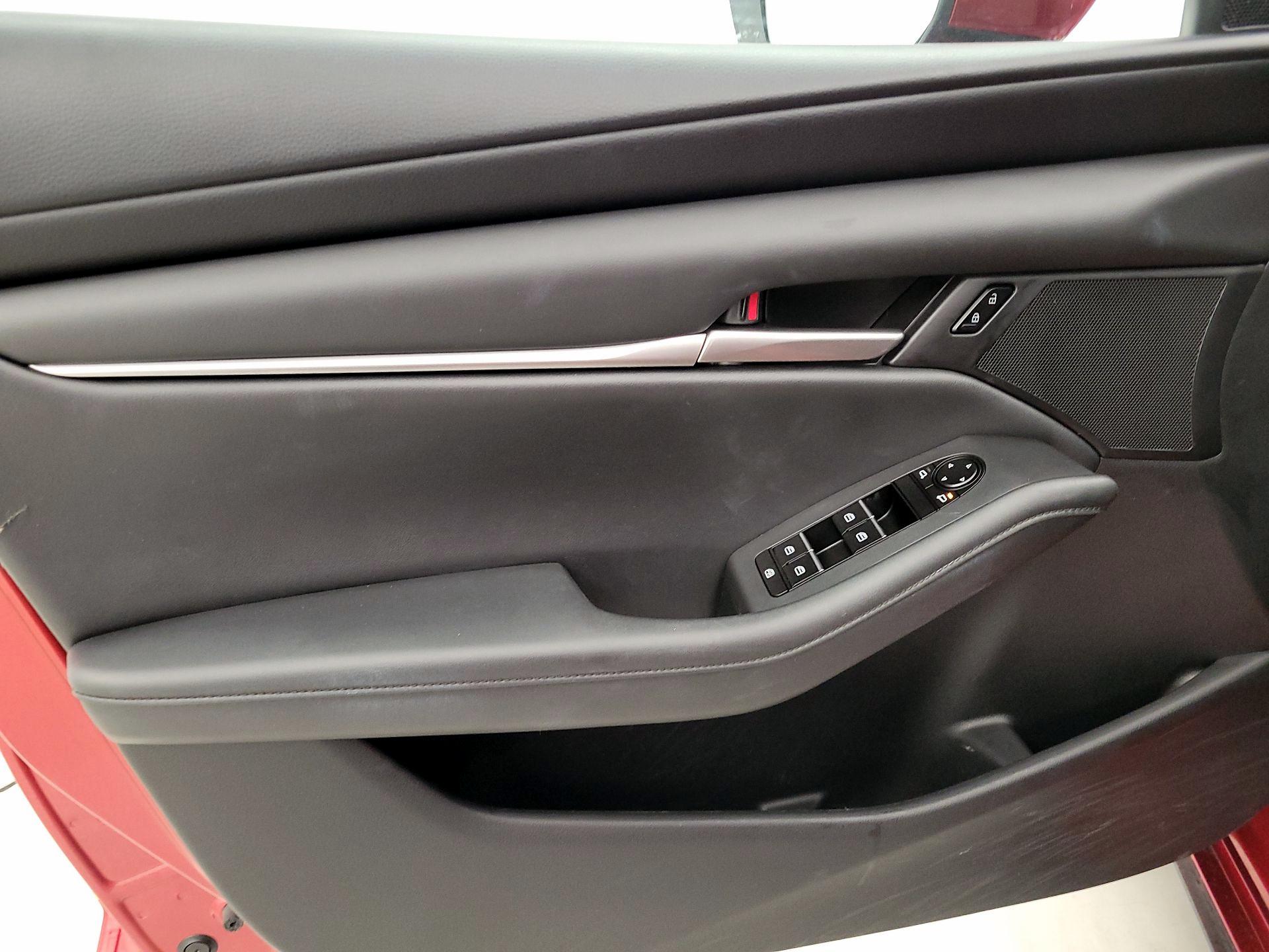 Thumbnail: 2021 Mazda Mazda3 - 12