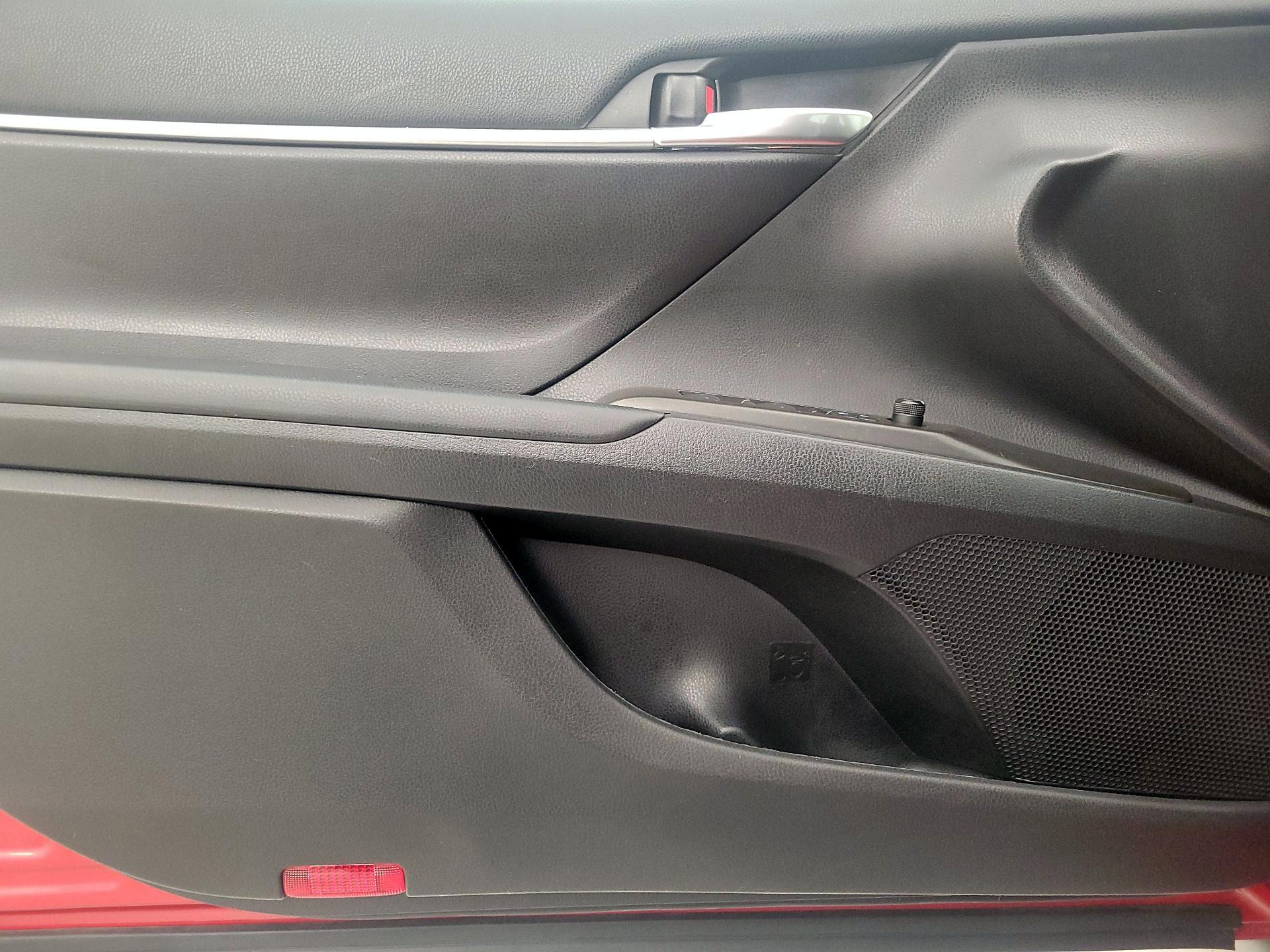 Thumbnail: 2021 Toyota Camry - 12