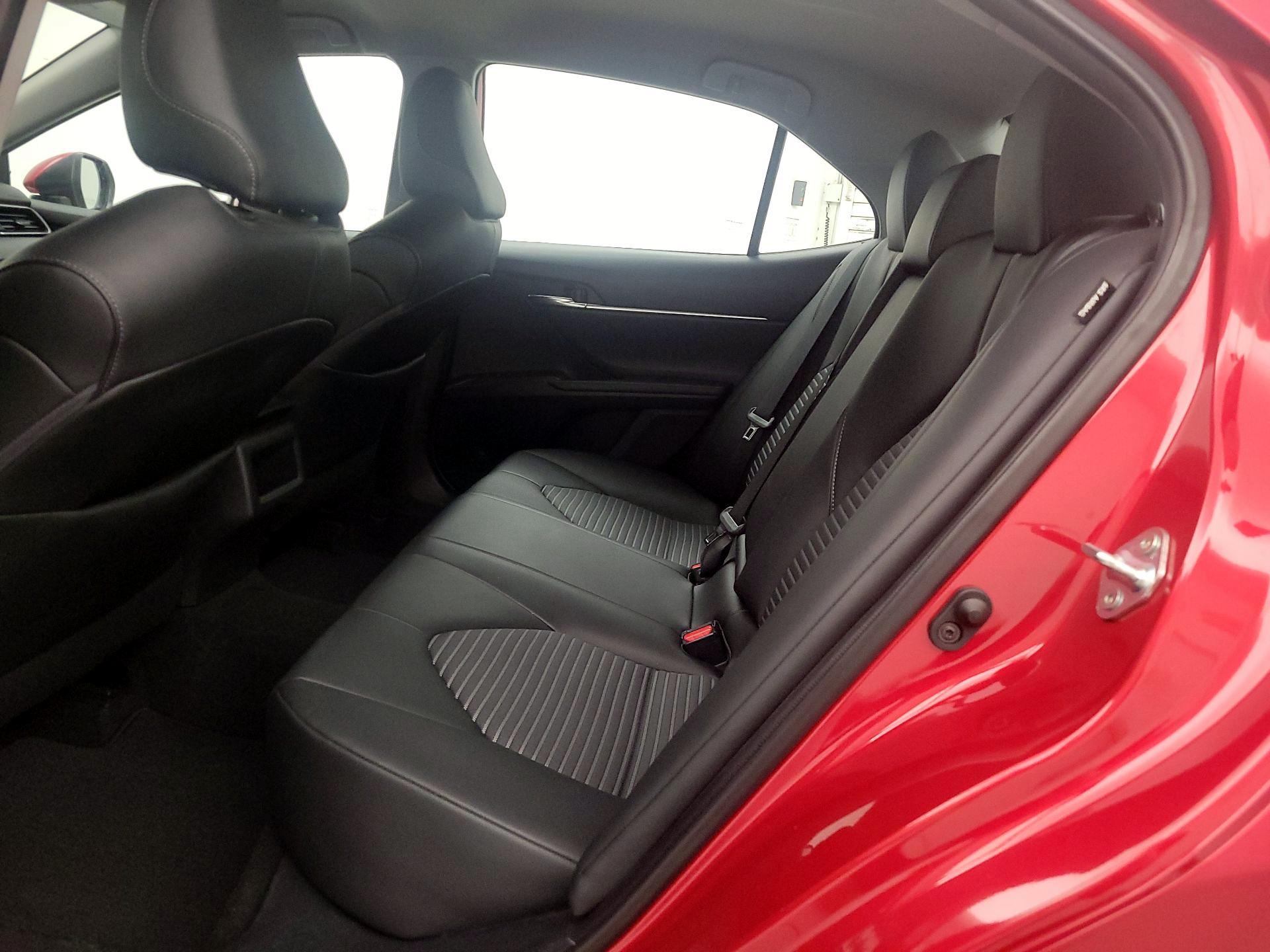 Thumbnail: 2021 Toyota Camry - 19