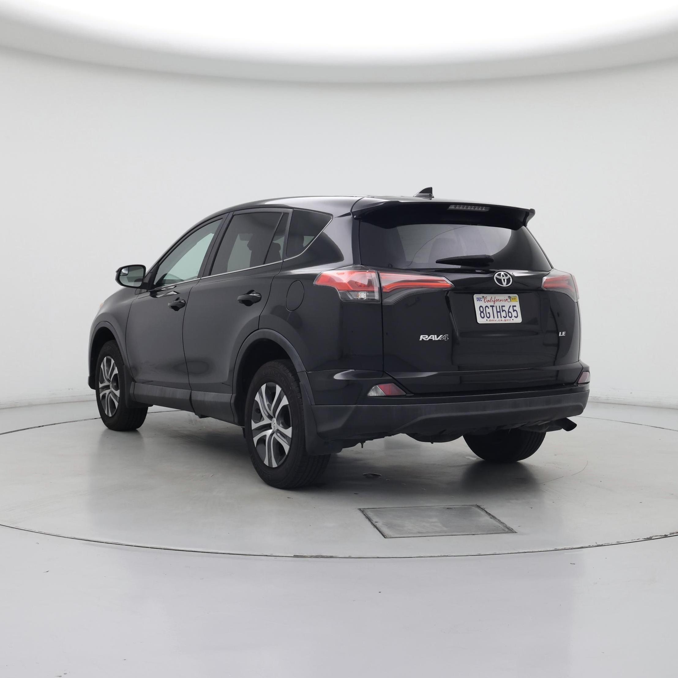 Thumbnail: 2018 Toyota RAV4 - 2