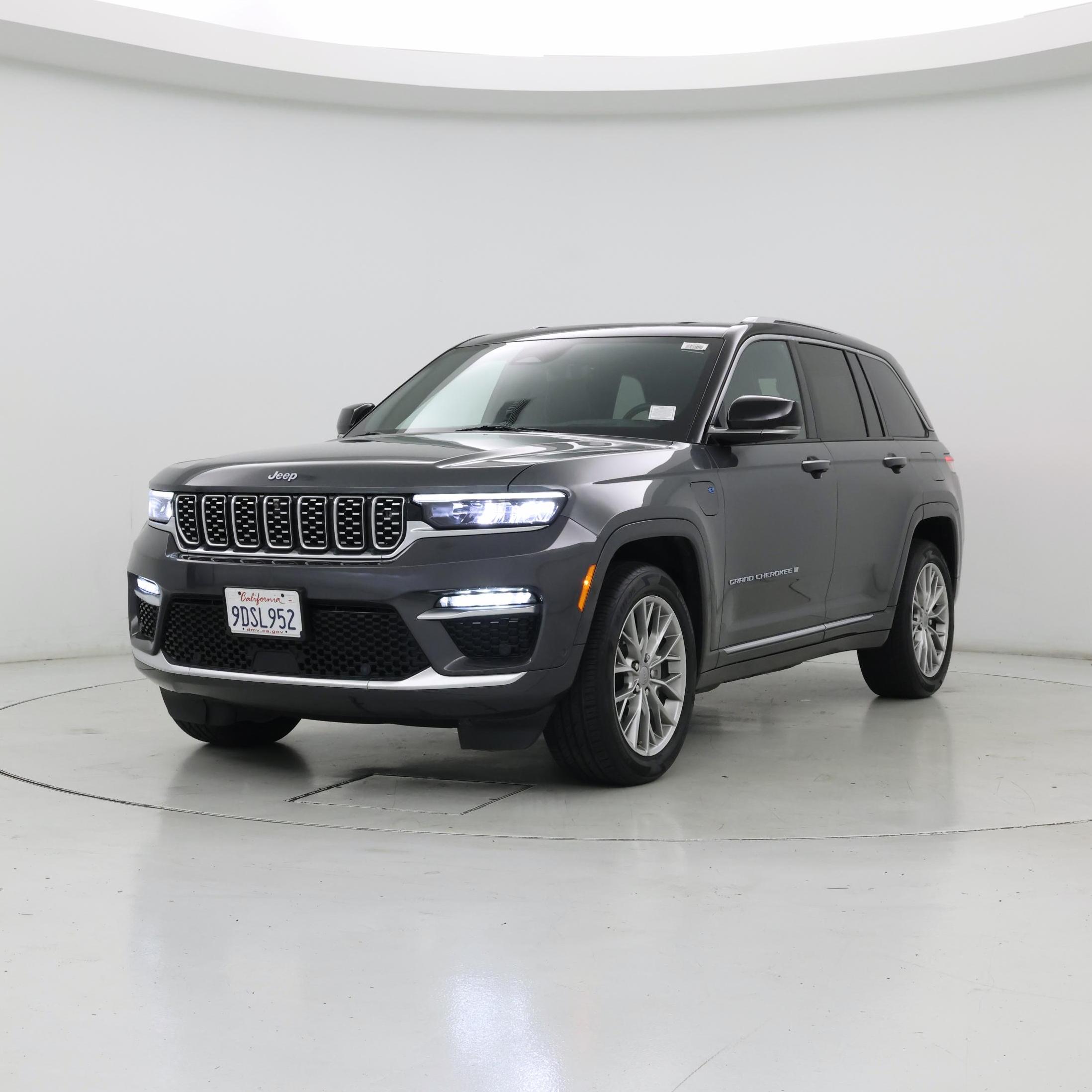 Thumbnail: 2022 Jeep Grand Cherokee - 4