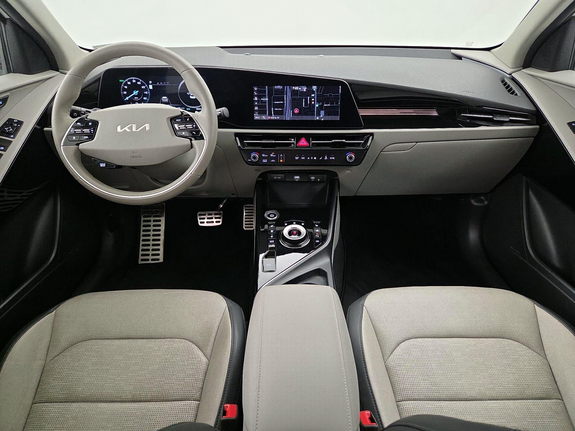 Thumbnail: 2023 Kia Niro - 9