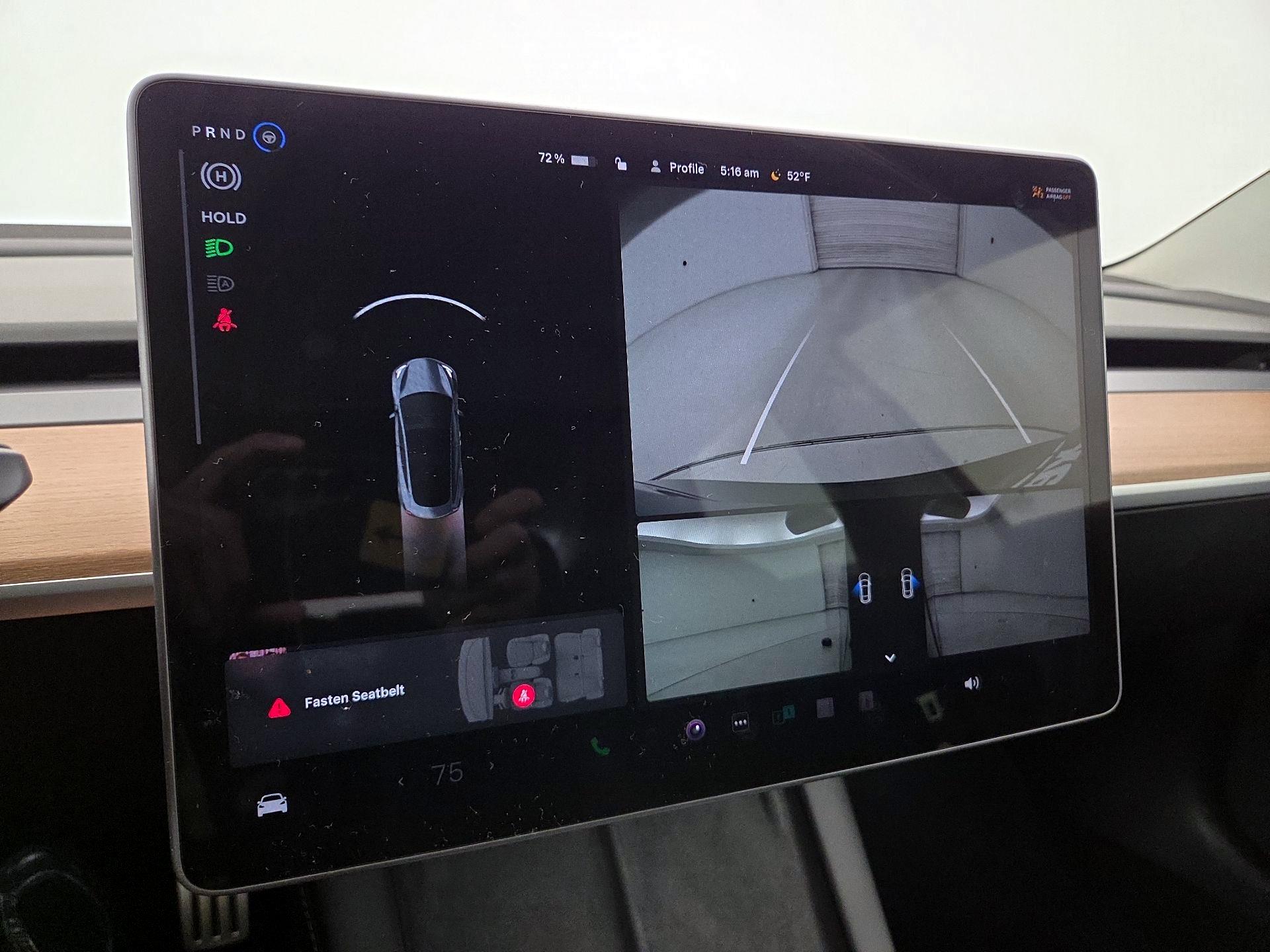 Thumbnail: 2022 Tesla Model 3 - 14