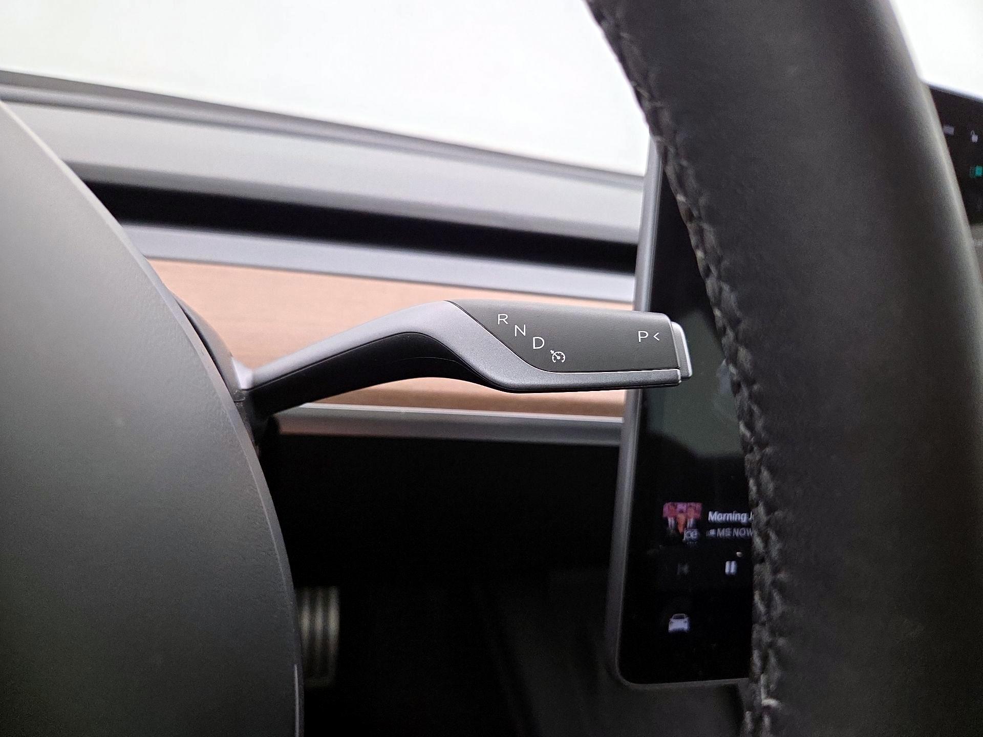 Thumbnail: 2022 Tesla Model 3 - 17