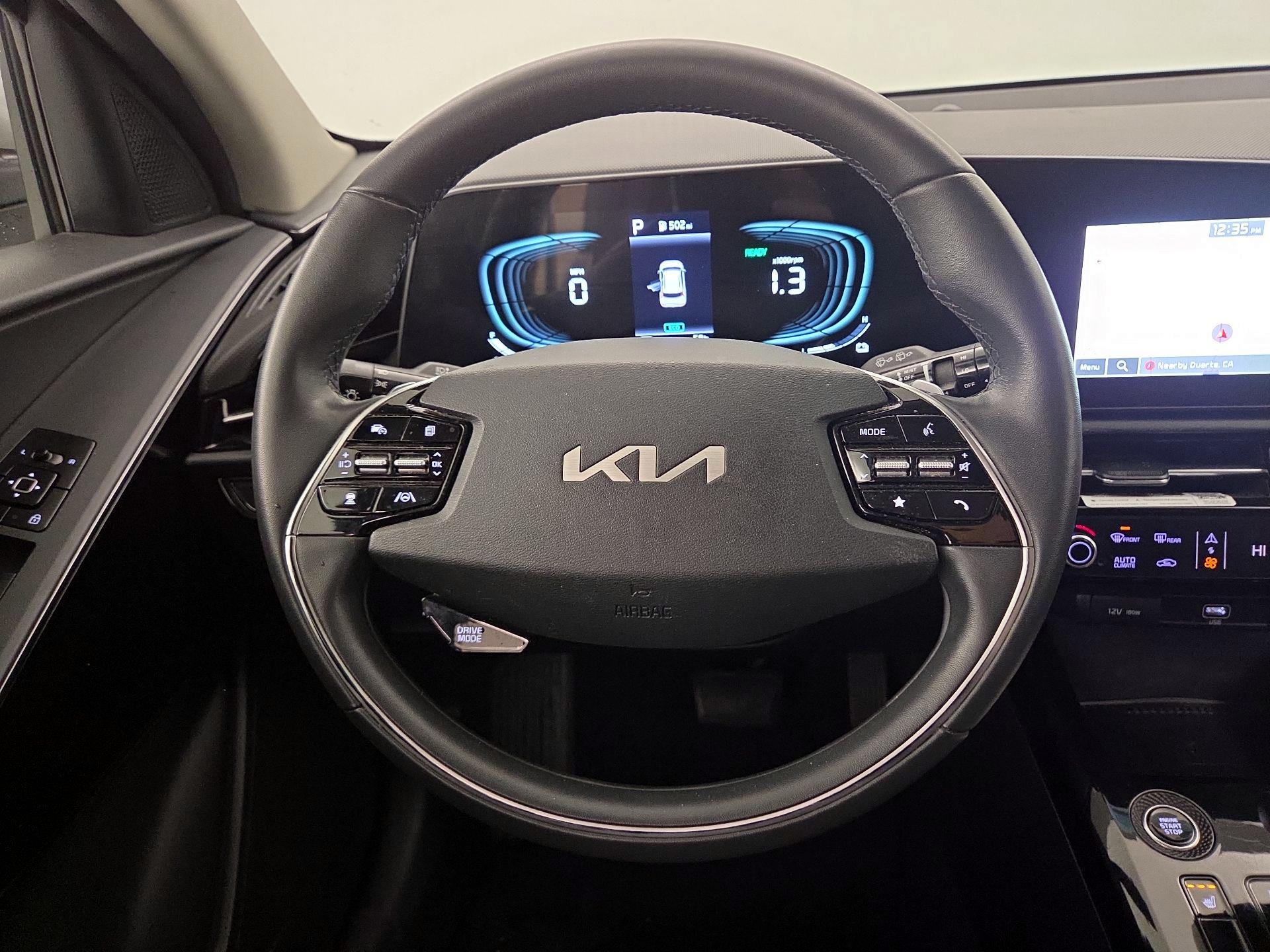 Thumbnail: 2023 Kia Niro - 10