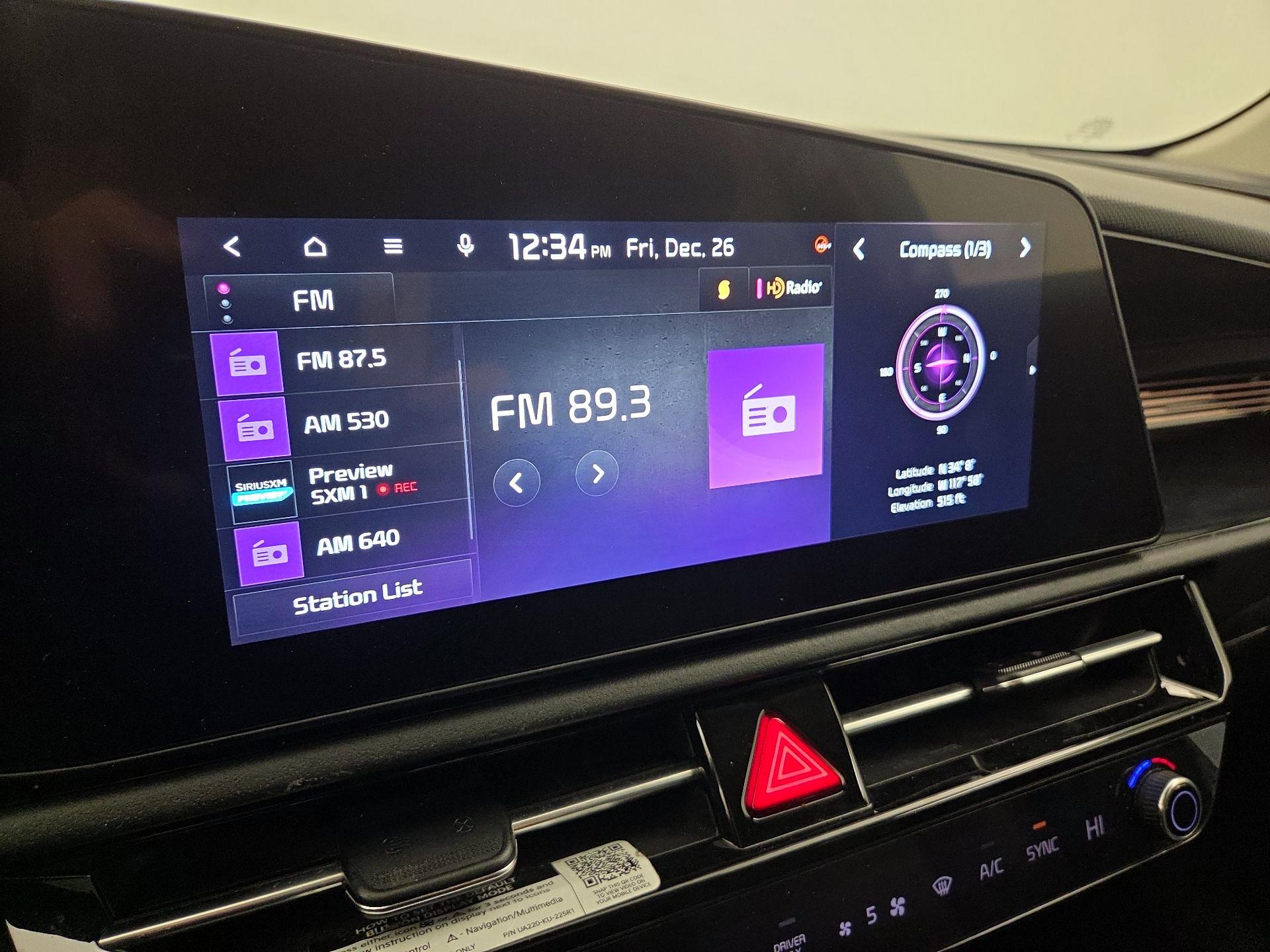 Thumbnail: 2023 Kia Niro - 16