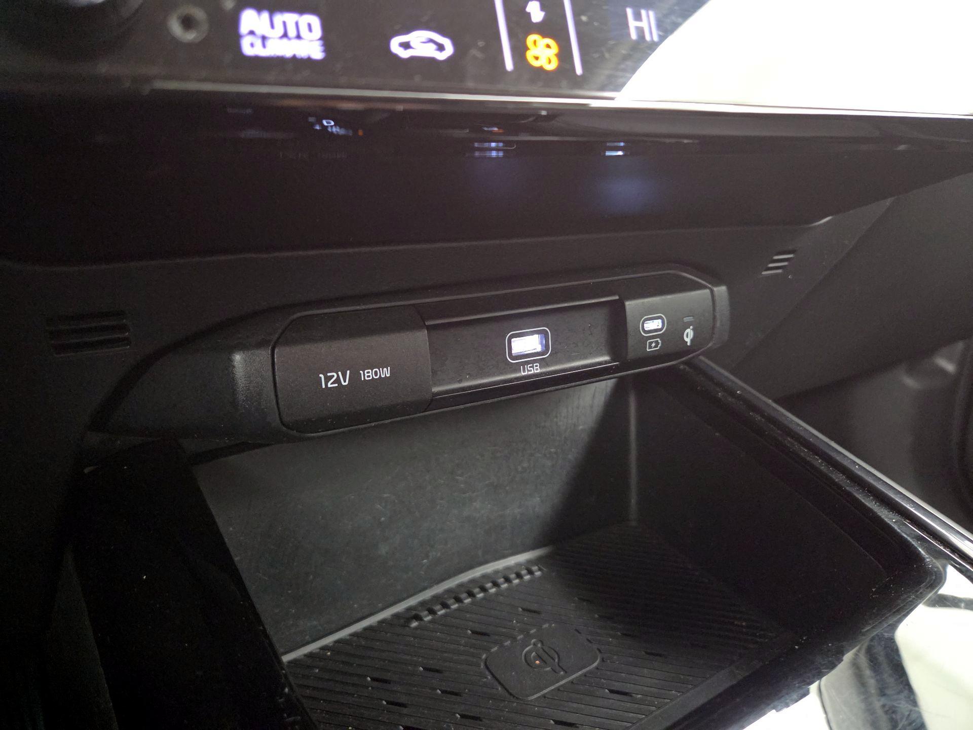 Thumbnail: 2023 Kia Niro - 19