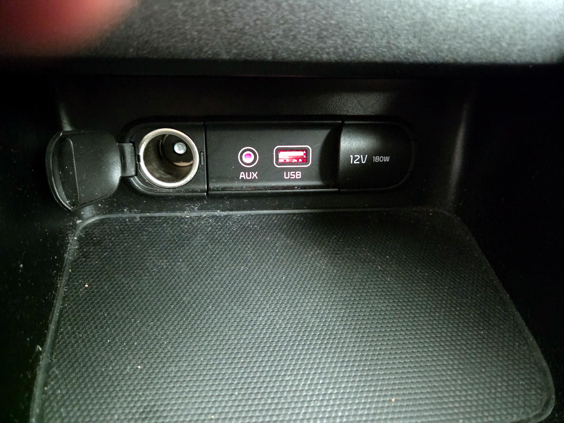 Thumbnail: 2021 Kia Forte - 18