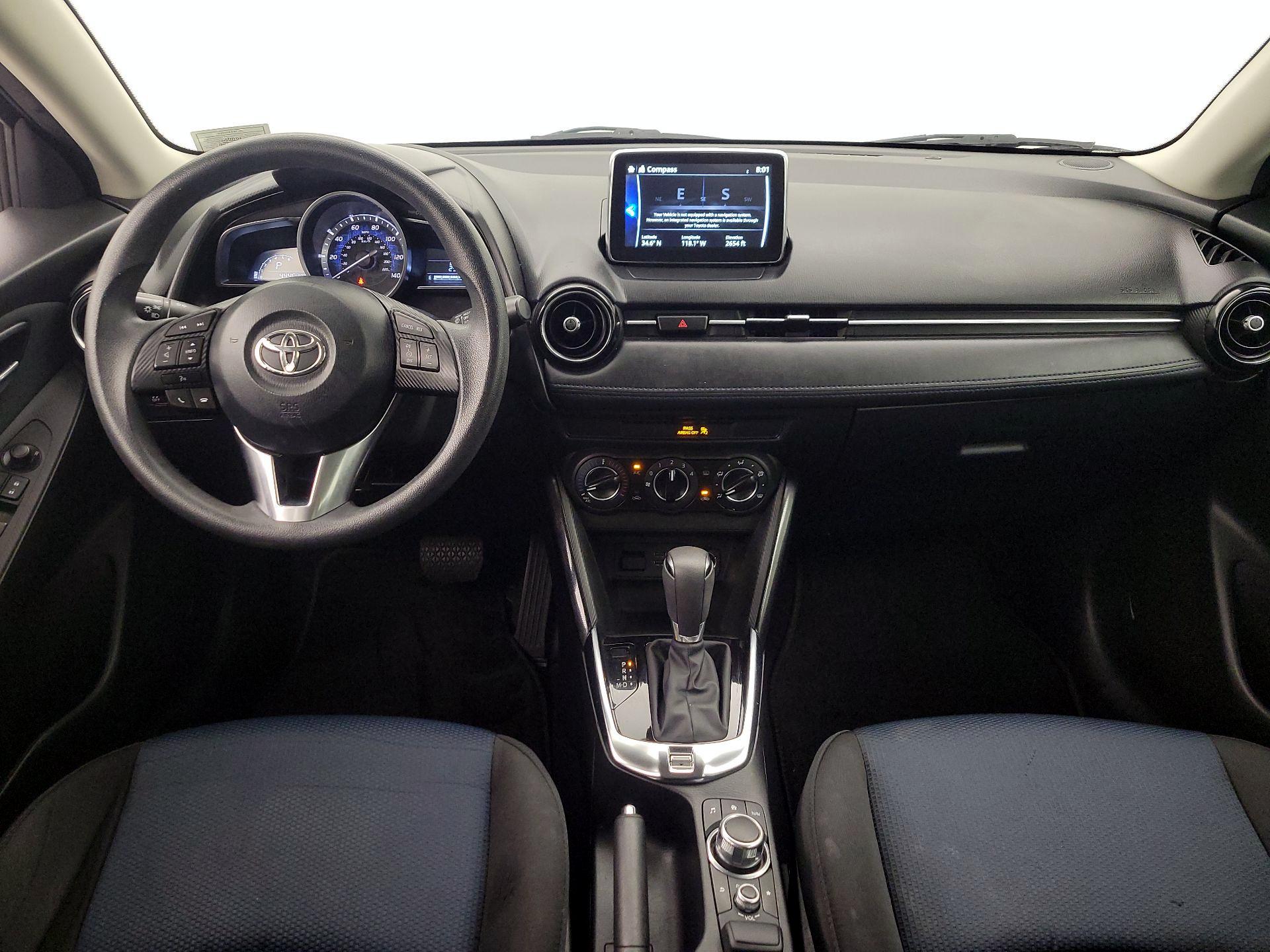 Thumbnail: 2018 Toyota Yaris iA - 9