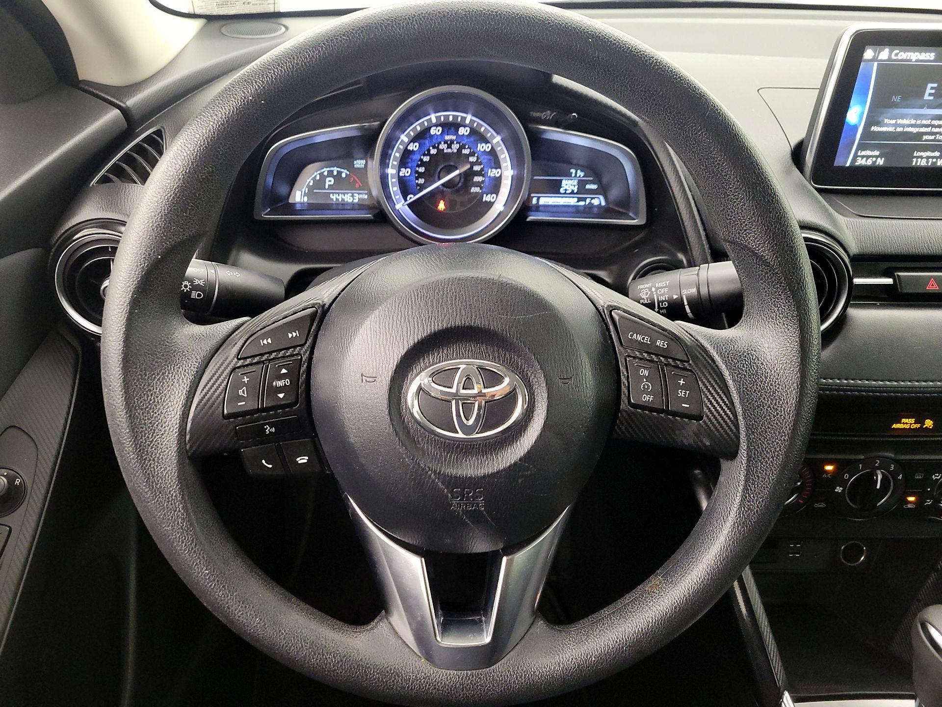 Thumbnail: 2018 Toyota Yaris iA - 10