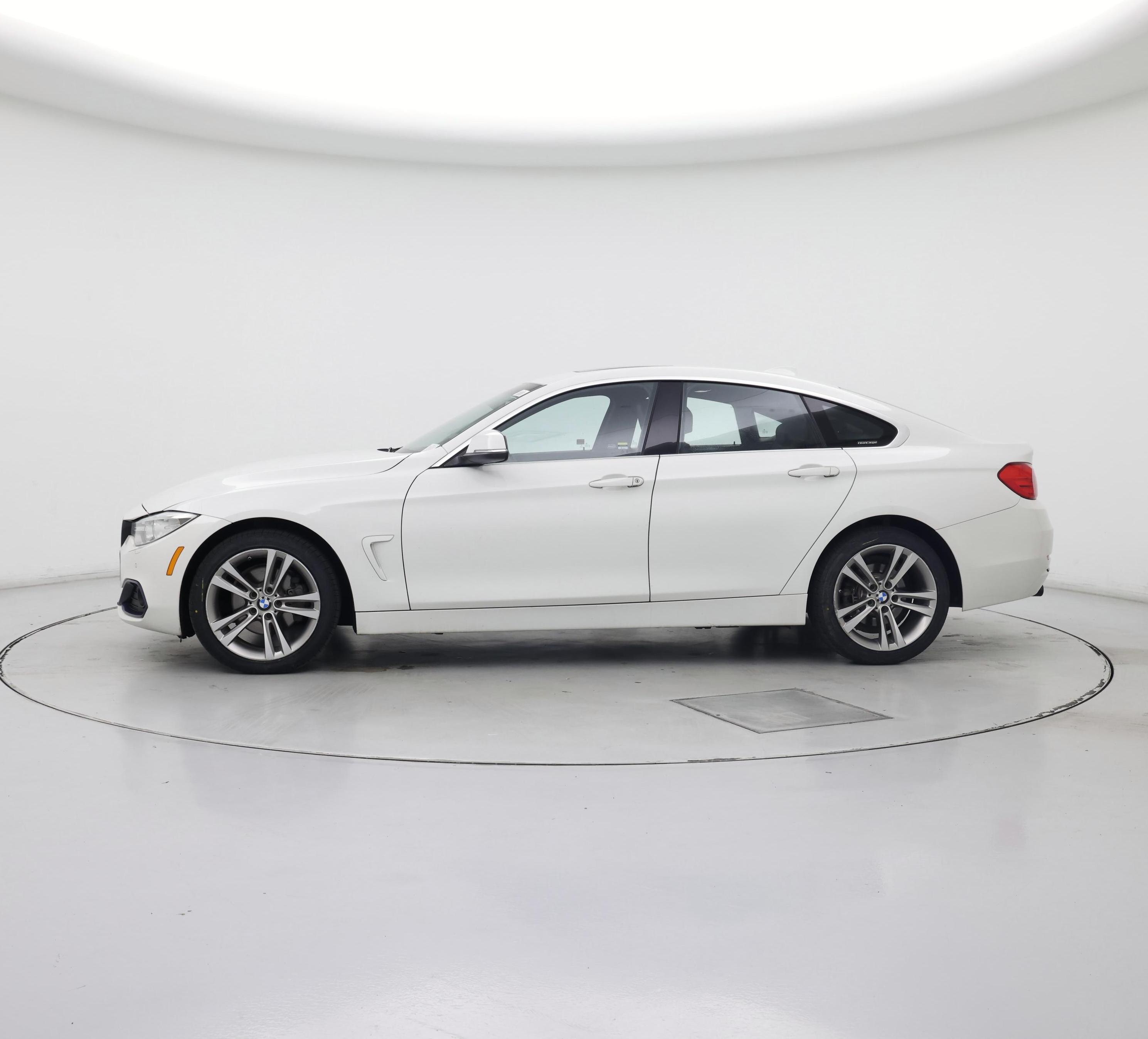 Thumbnail: 2017 BMW 4 Series - 3