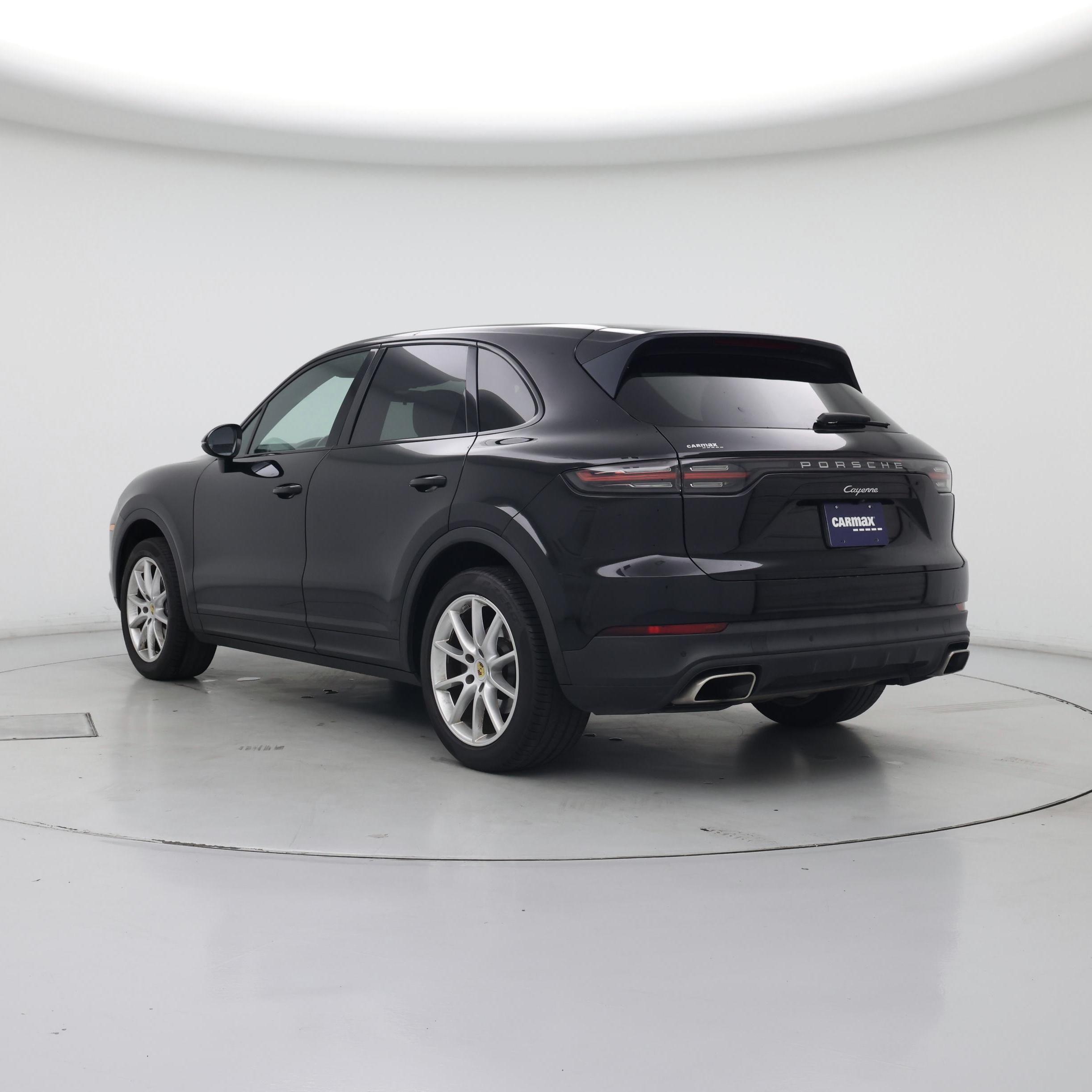 Thumbnail: 2019 Porsche Cayenne - 2