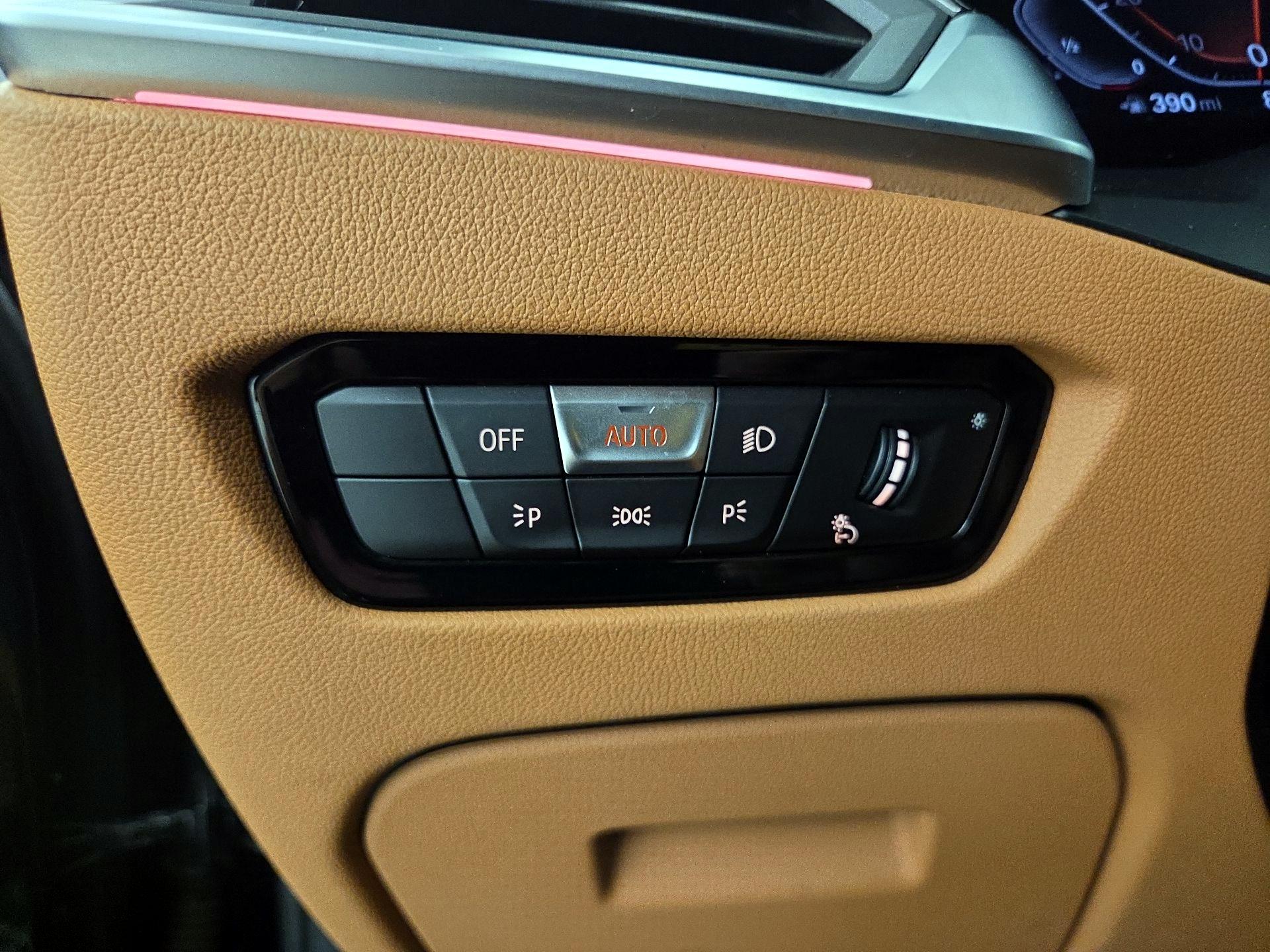 Thumbnail: 2020 BMW 3 Series - 13