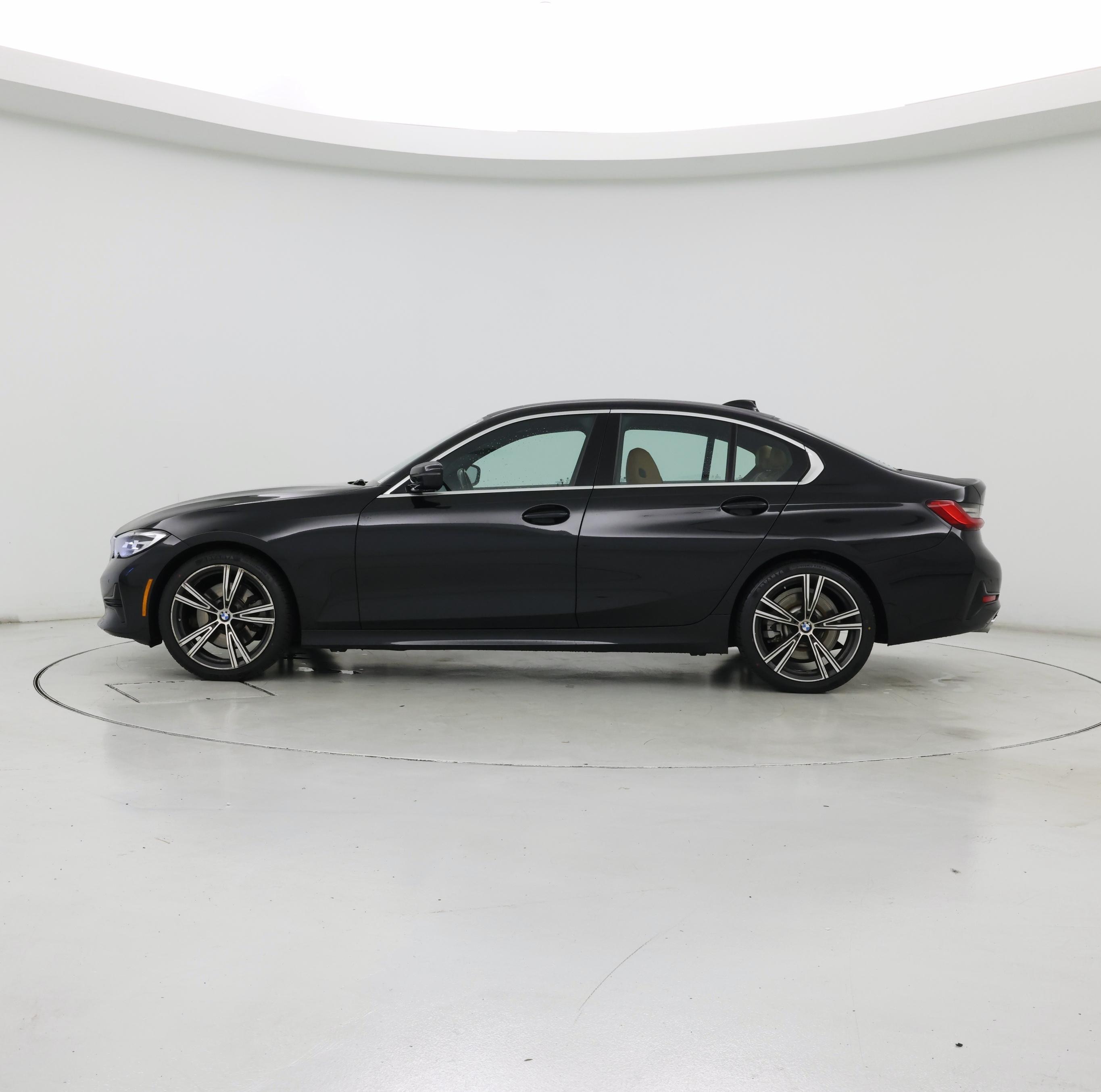 Thumbnail: 2020 BMW 3 Series - 3