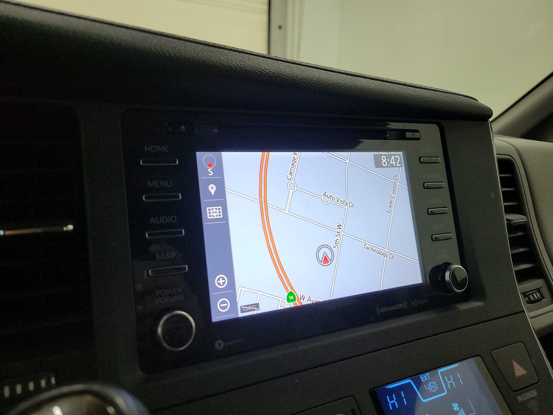 Thumbnail: 2019 Toyota Sienna - 14