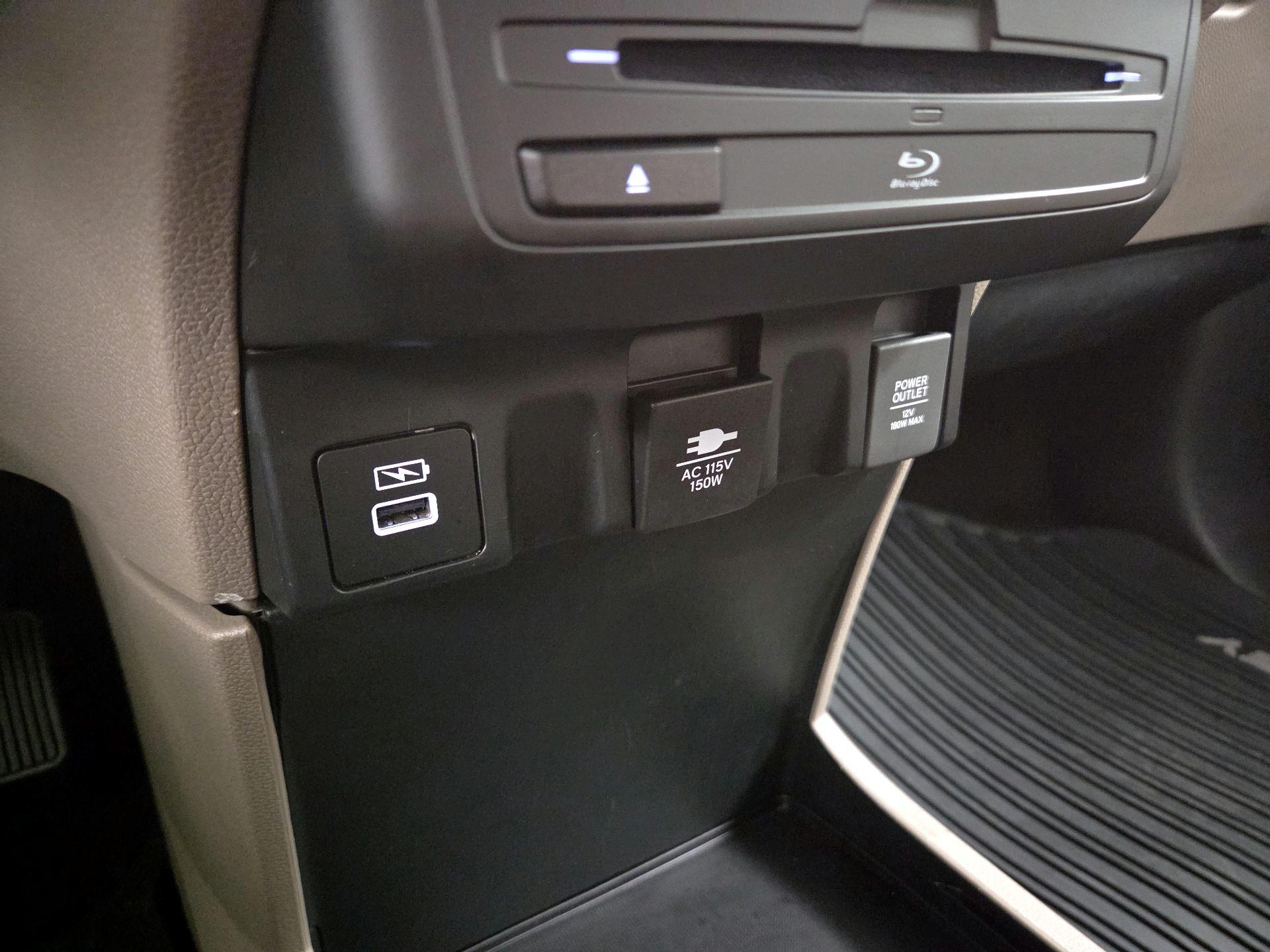 Thumbnail: 2023 Honda Odyssey - 19