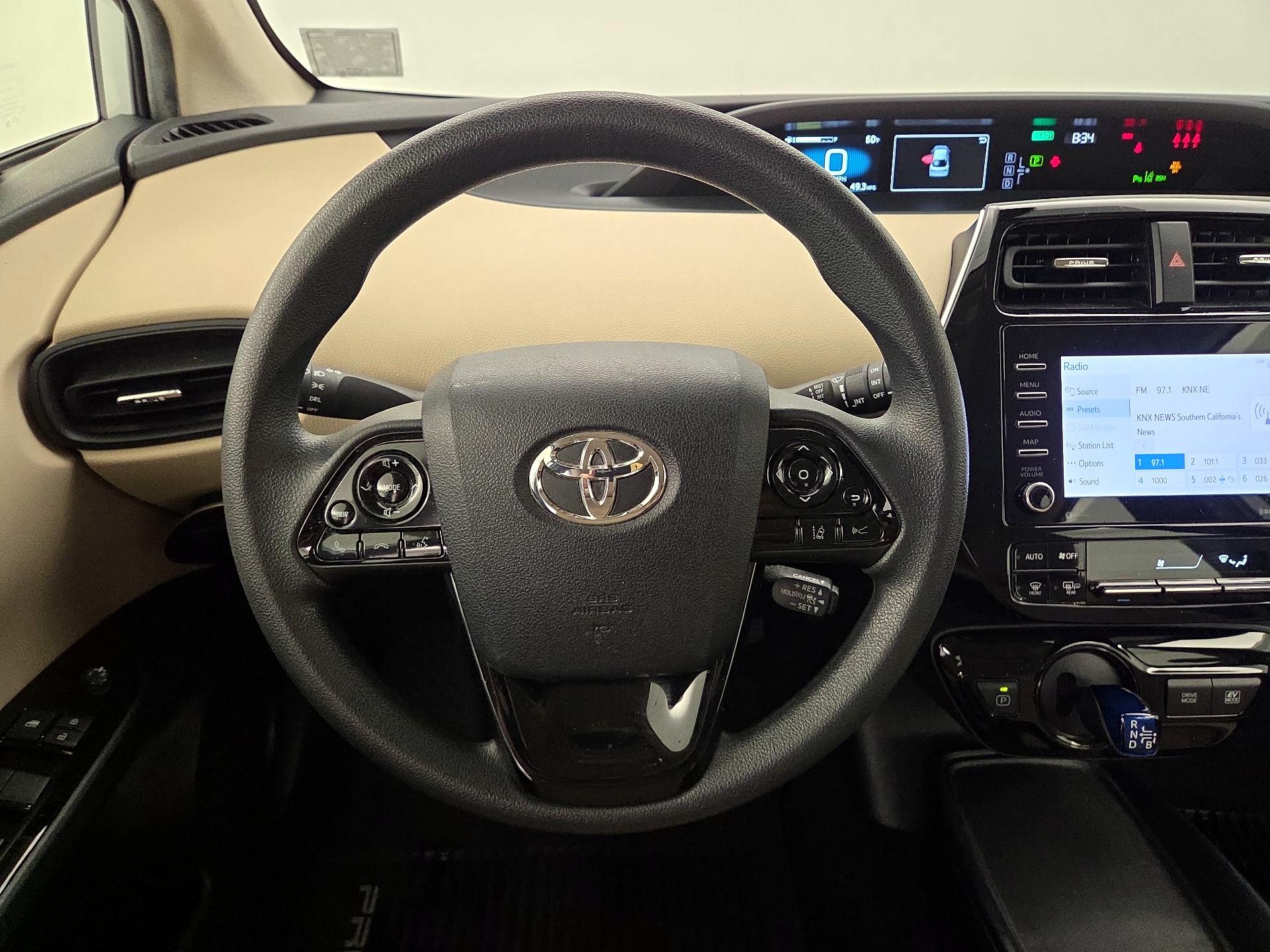 Thumbnail: 2021 Toyota Prius - 10