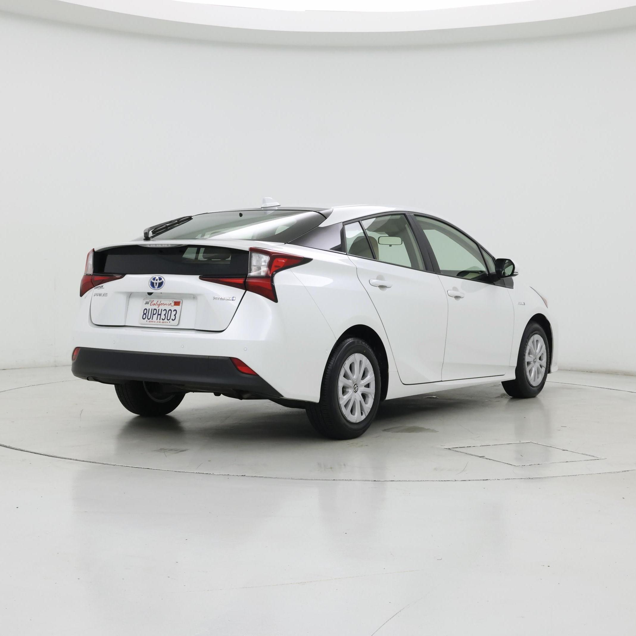 Thumbnail: 2021 Toyota Prius - 8