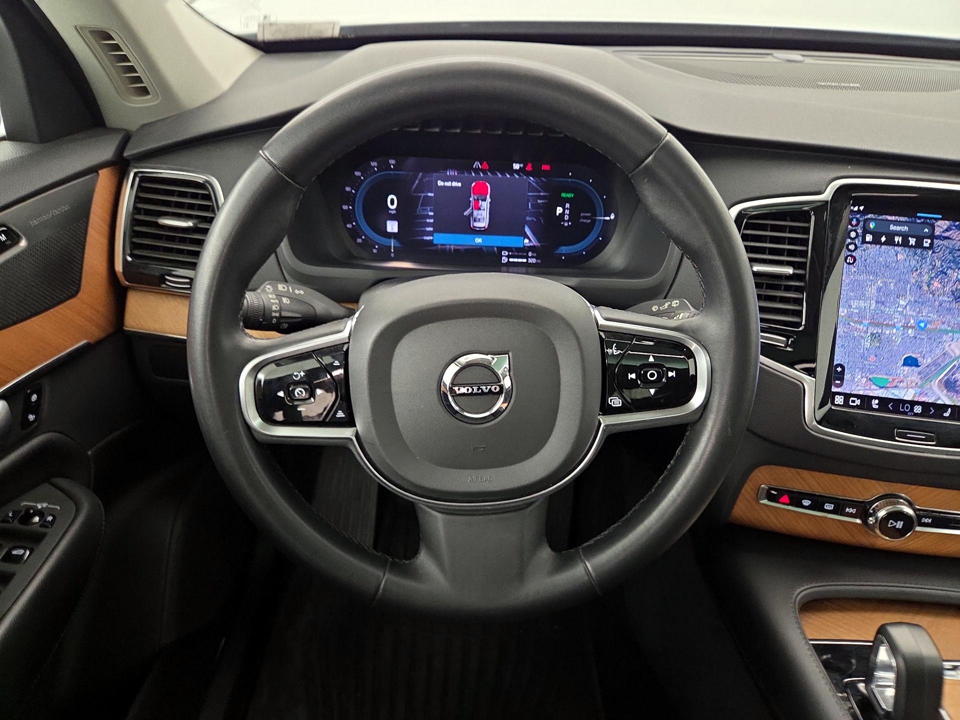 Thumbnail: 2023 Volvo XC90 - 10