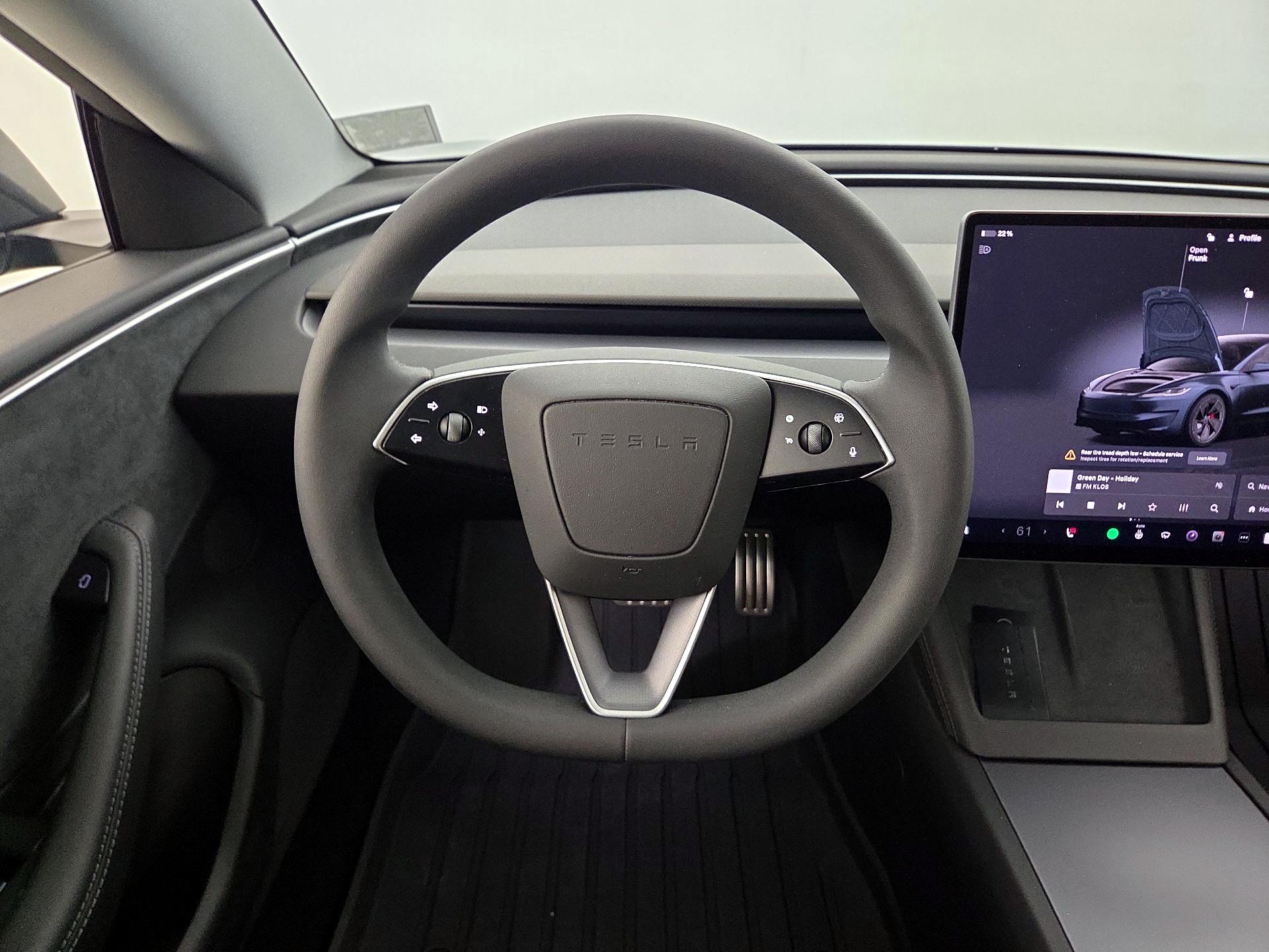 Thumbnail: 2024 Tesla Model 3 - 10