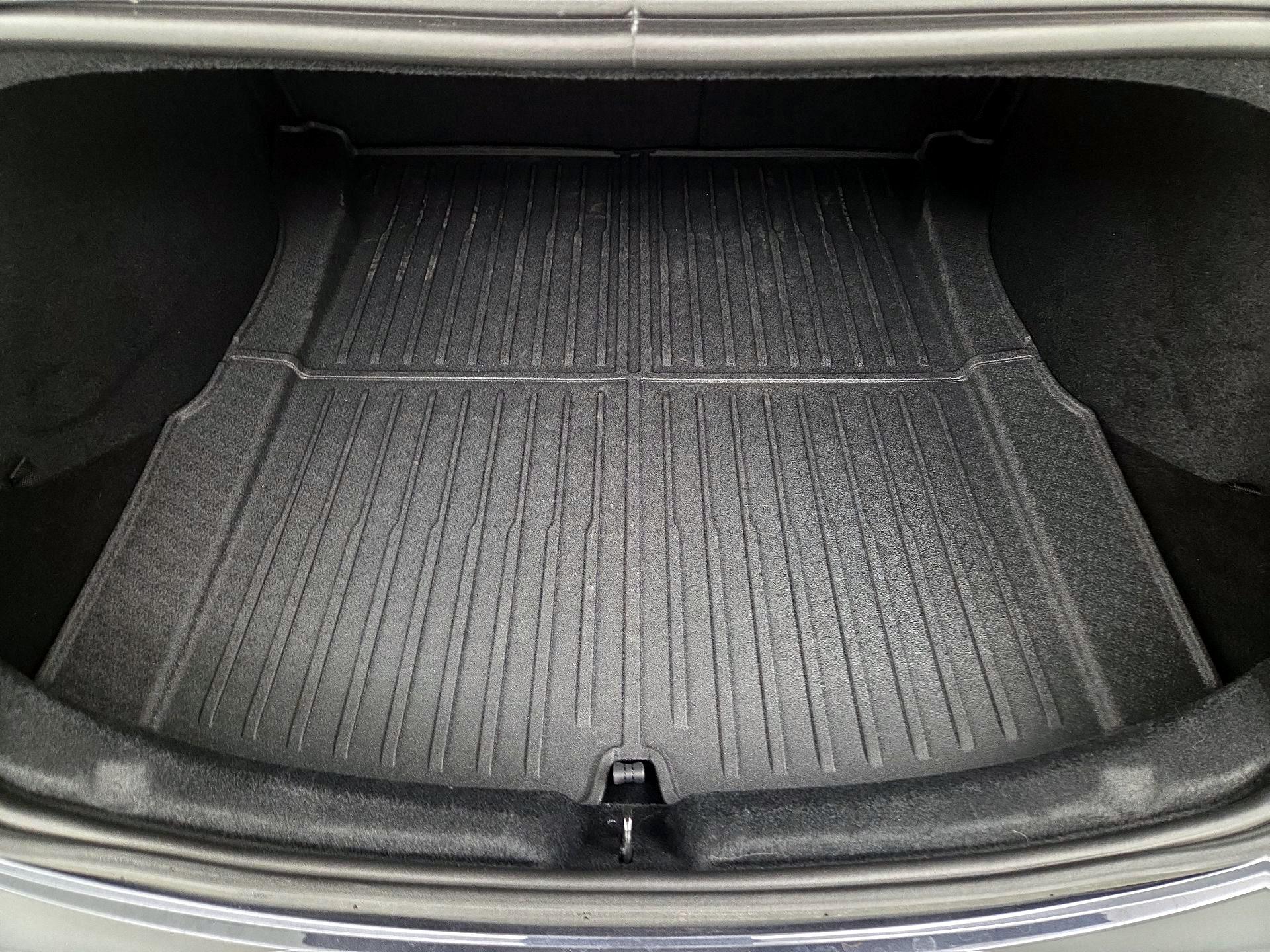 Thumbnail: 2024 Tesla Model 3 - 19