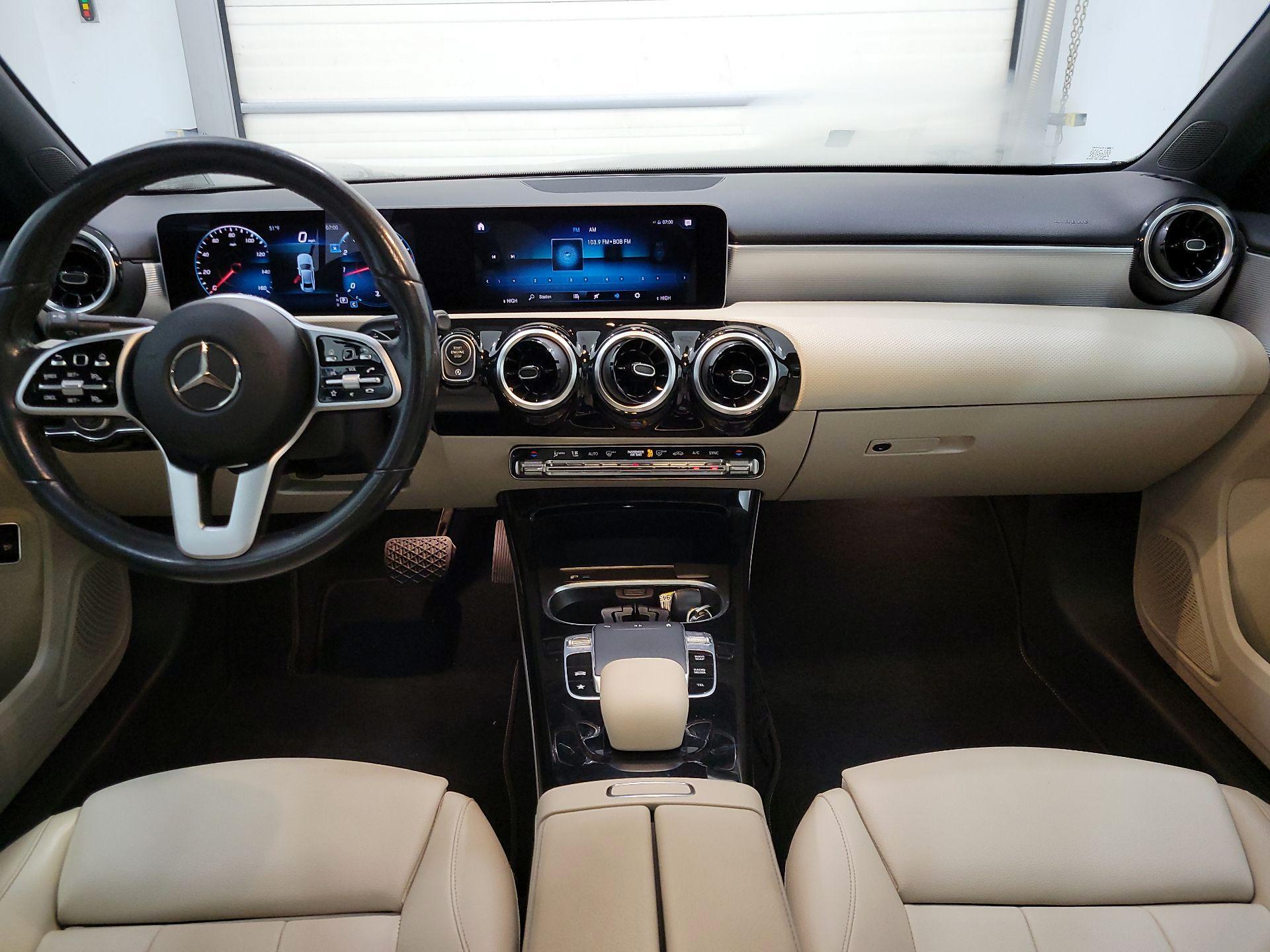 Thumbnail: 2019 Mercedes-Benz A-Class - 9