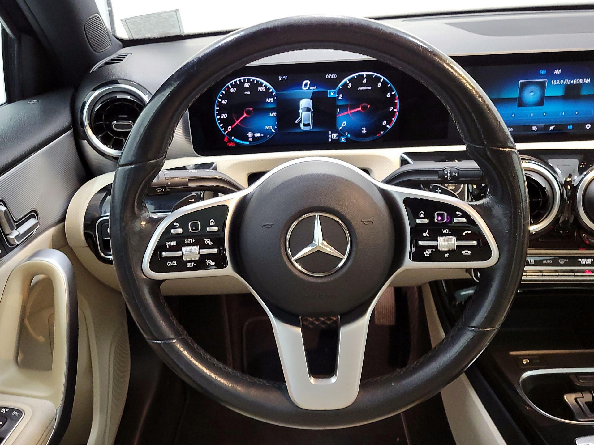 Thumbnail: 2019 Mercedes-Benz A-Class - 10